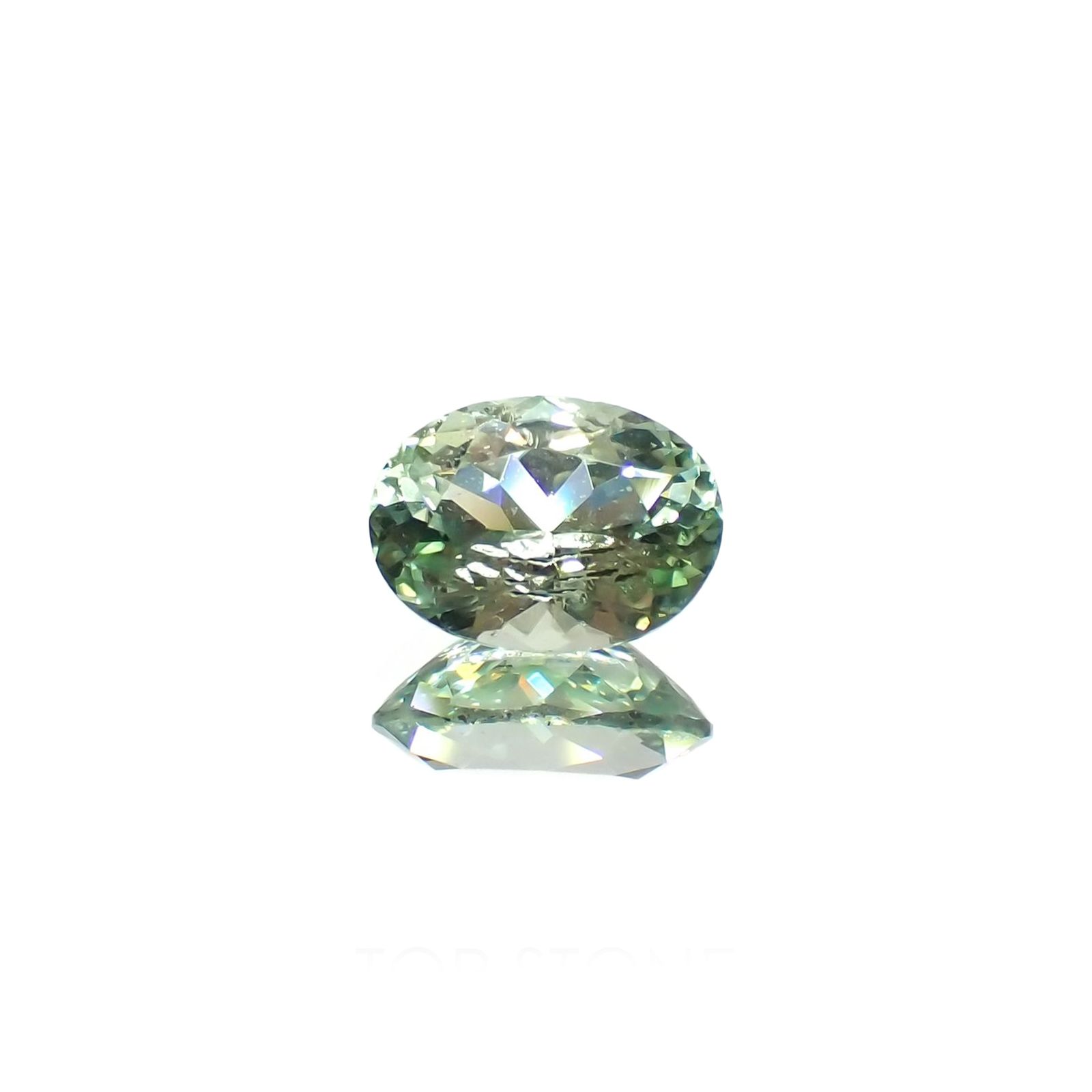 バナジウムコーネルピン(宝石名コーネルピン)タンザニア・タンガ州産 識別済 0.63ct / 6.4x4.7mm前後 [220716760]