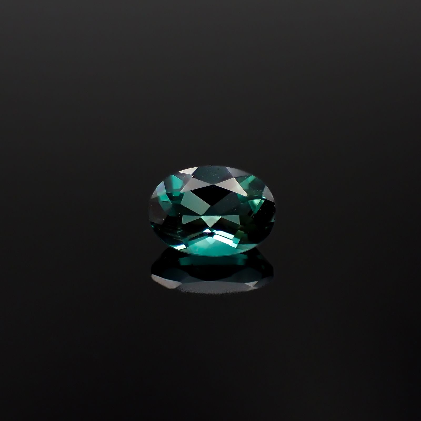 カラーチェンジアンデシン モンゴル産 0.77ct[240226327]7x5mm前後