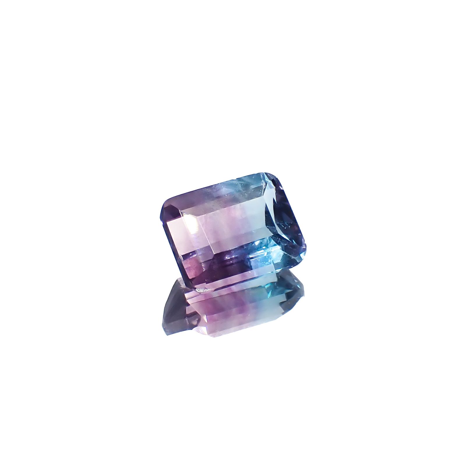 パーティカラーフローライト フルオレッセンス ブラジル産 2.69ct[240828639]8.9x6.9mm前後