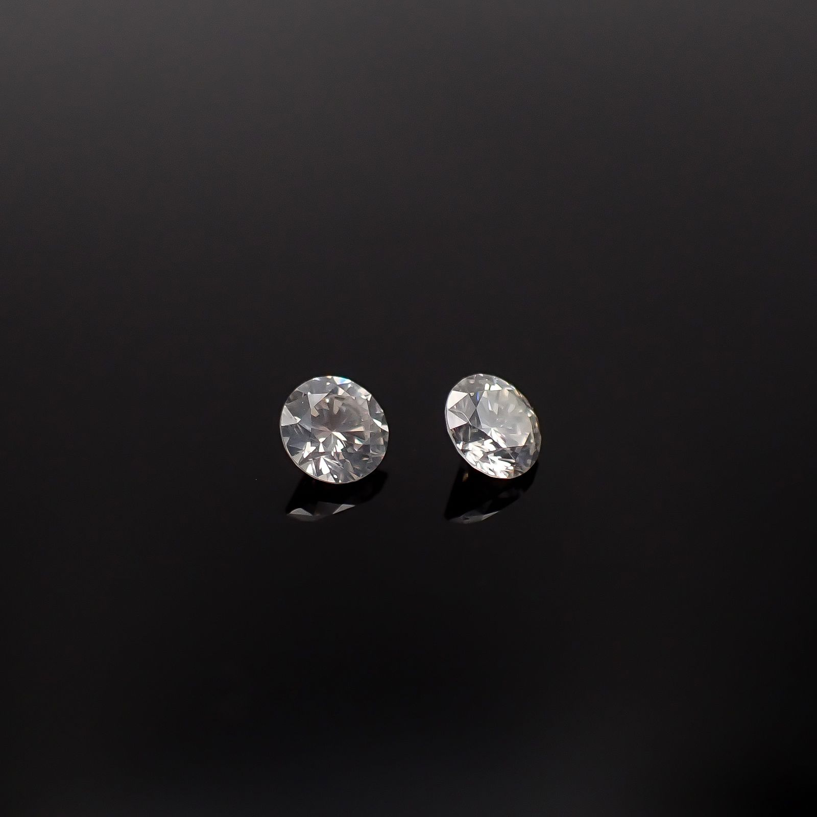 ◇ペアセット◇シルキーダイヤモンド 0.31ct(2pcs合計) / 3.4x3.4mm前後 [260431963]