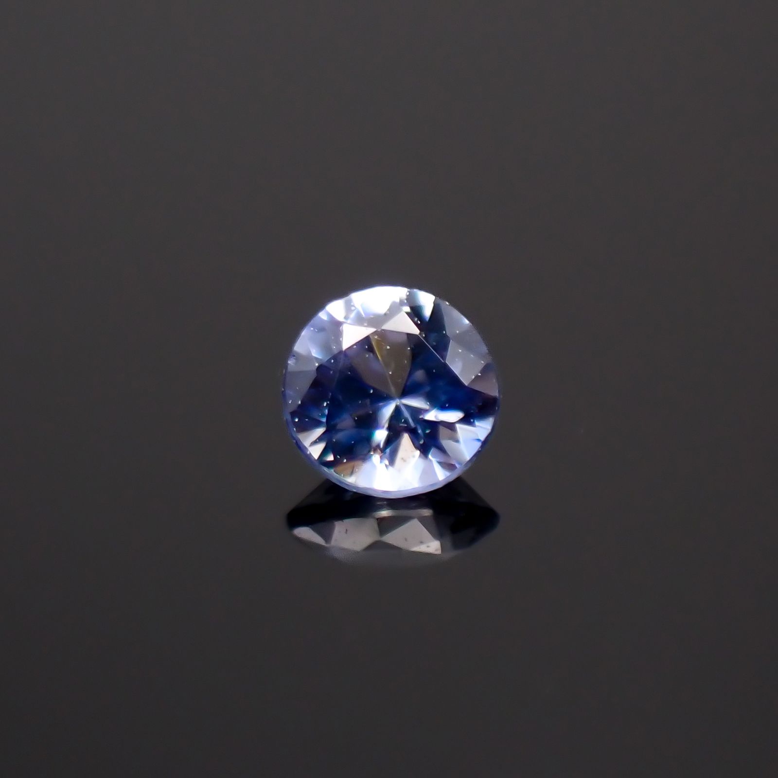 ベニトアイト アメリカ・カリフォルニア州産 0.050ct[230823207]2.2x2.2mm前後