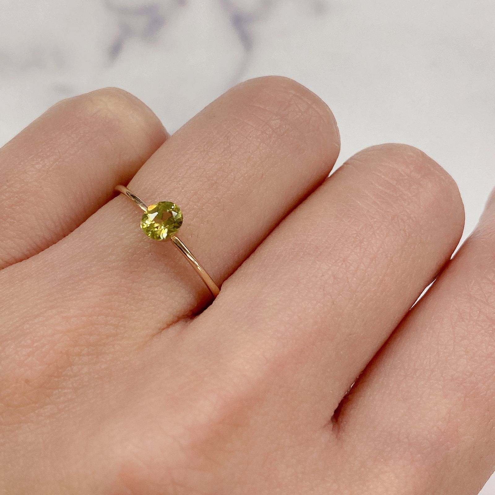 マリガーネット(宝石名ガーネット) マリ共和国産 0.36ct 識別済[20095658]4.5×3.9mm前後