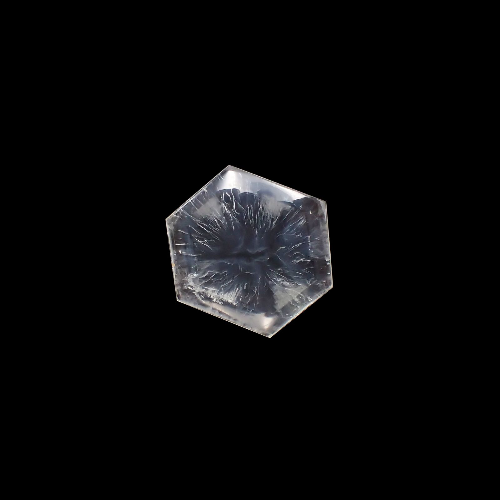 トラピッチェクォーツ 偏光板2枚付き コロンビア・ボヤカ産 19.96ct[230321108]22x20.1mm前後