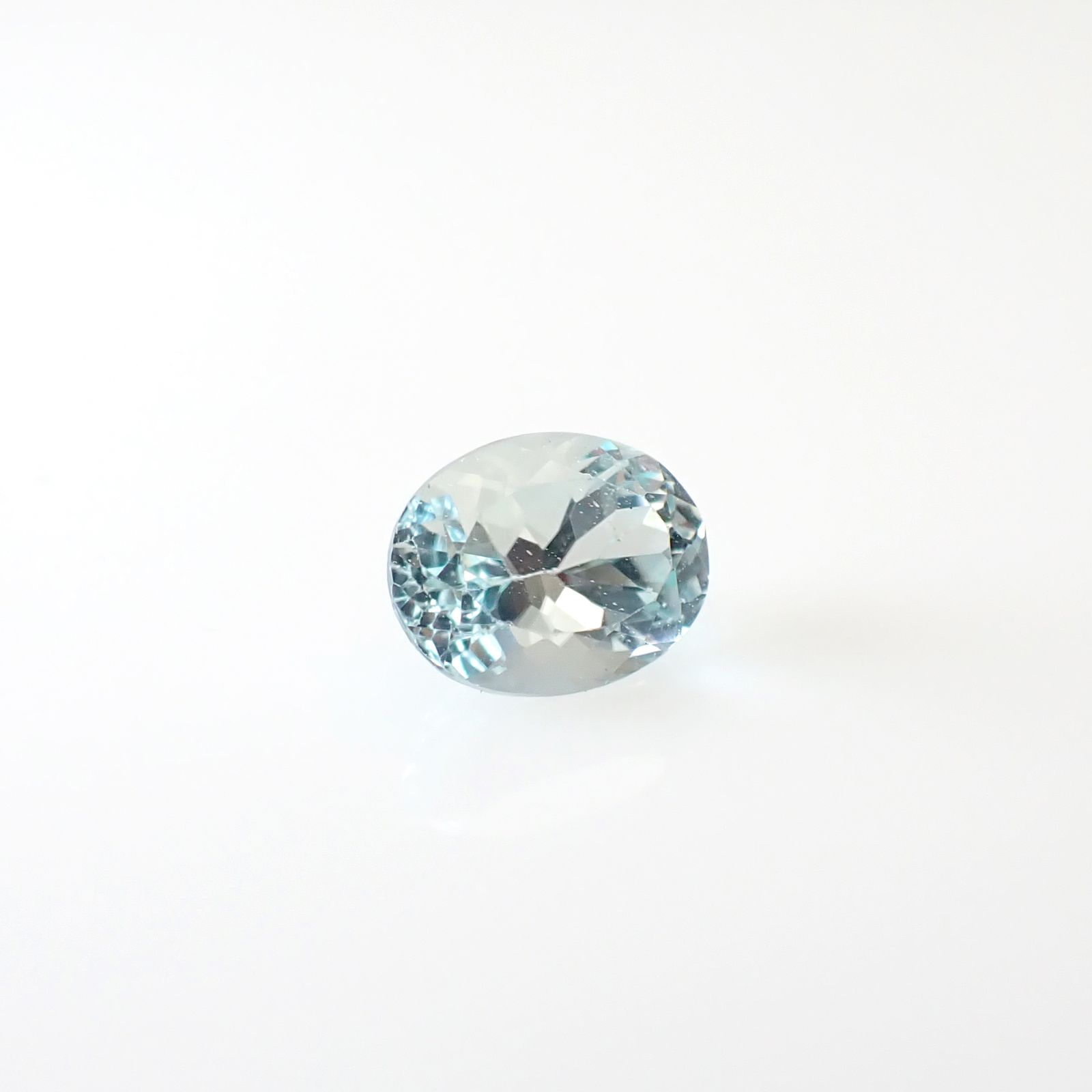 モンテブラサイト(宝石名モンテブラサイト)マダガスカル産 1.49ct 識別済[241229661]7.9x6mm前後