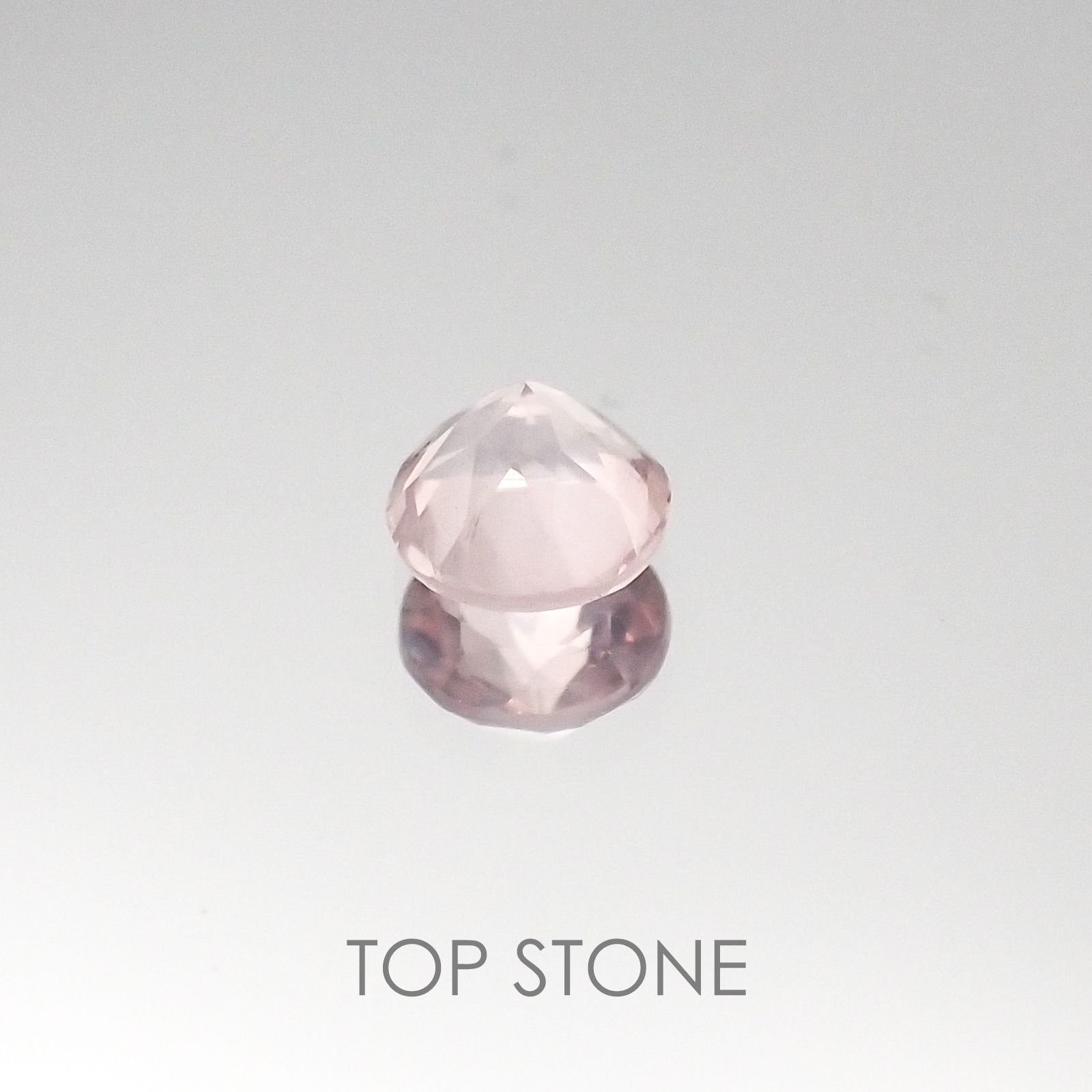 ディープローズクォーツ モザンビーク産 ルース 0.29ct[20095381]4.3×4.2mm前後