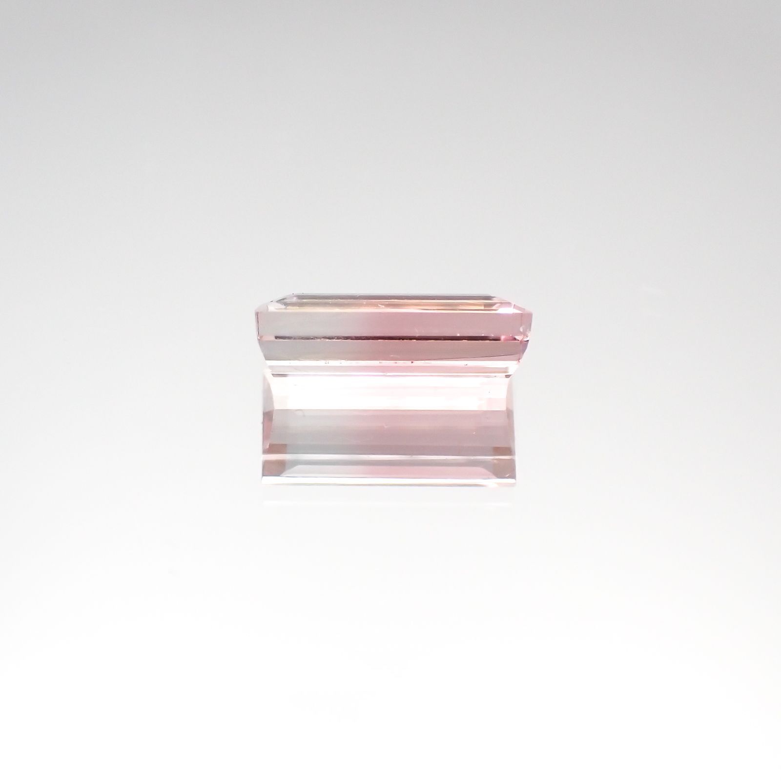 バイカラートルマリン(宝石名バイカラー・トルマリン)ブラジル産 1.13ct 識別済[230622372]9x4.1mm前後