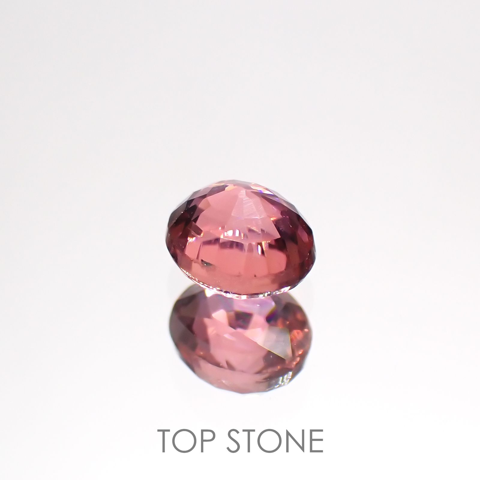 ローズピンクトルマリン(宝石名ピンク・トルマリン)ブラジル/アフリカ産 0.58ct 識別済[220114859]5.3x4.6mm前後