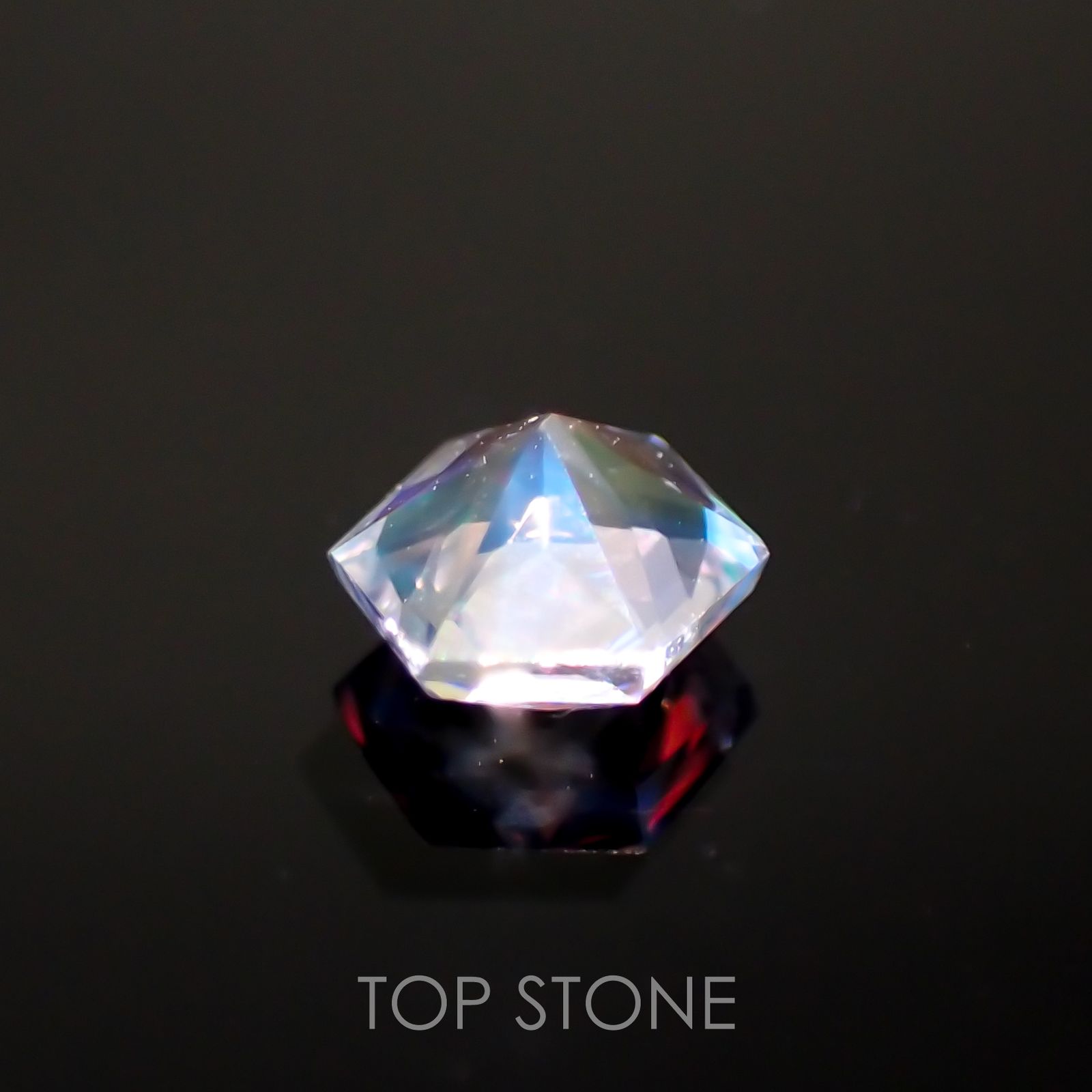 ◇ヘキサゴンカット◇レインボームーンストーン(宝石名ラブラドライト)マダガスカル産 0.25ct 識別済[211113734]3.9x3.8mm前後
