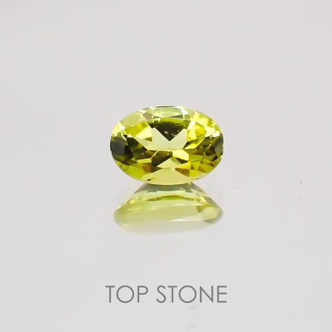 カナリートルマリン(宝石名トルマリン) ナイジェリア産 0.48ct 識別済[20128992]5.8×4mm前後