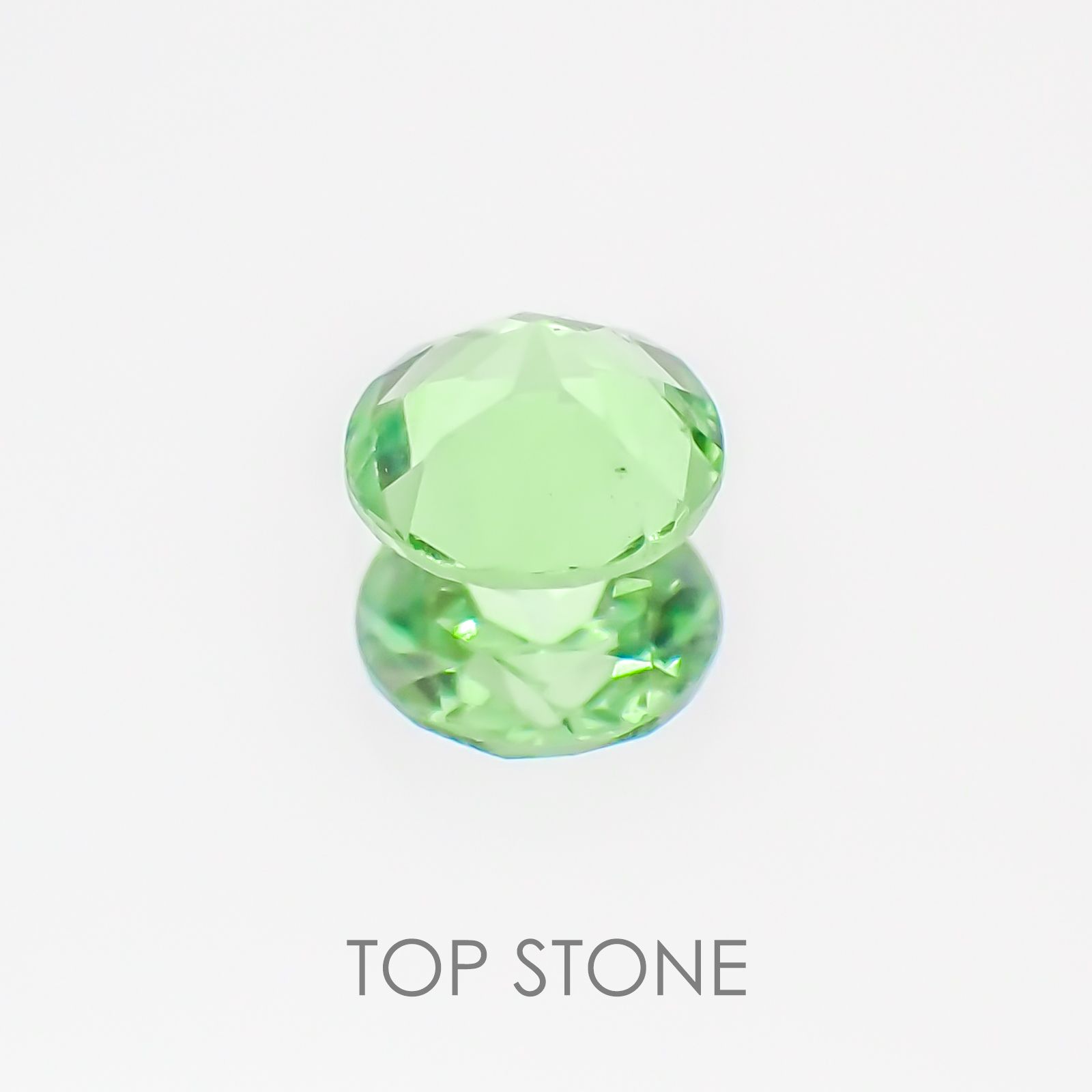 ミントガーネット タンザニア産 ルース 0.23ct[20117910]3.8×3.8mm前後