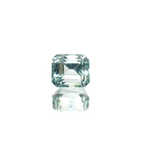 ミントベリル ブラジル産 0.67ct[240728583]5.3x4.5mm前後