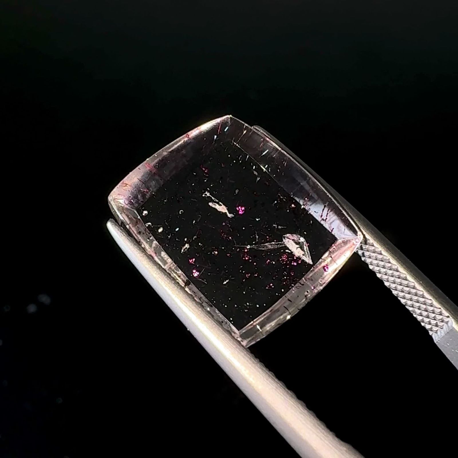ティンカーベルクォーツ ブラジル産 8.04ct / 15.5x13.8mm前後