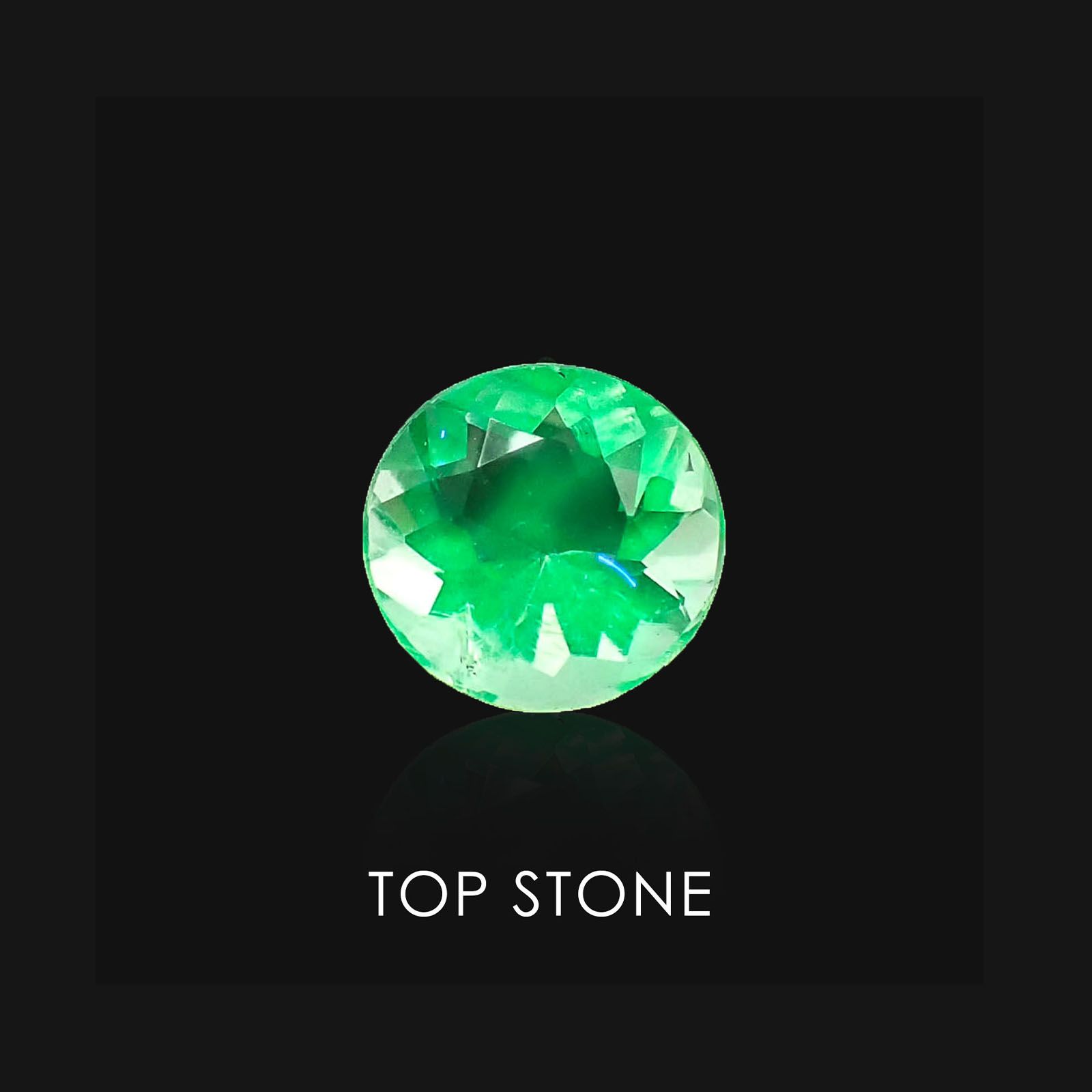 ハイアライトオパール メキシコ産 ルース 0.90ct[20073801]7×7mm前後