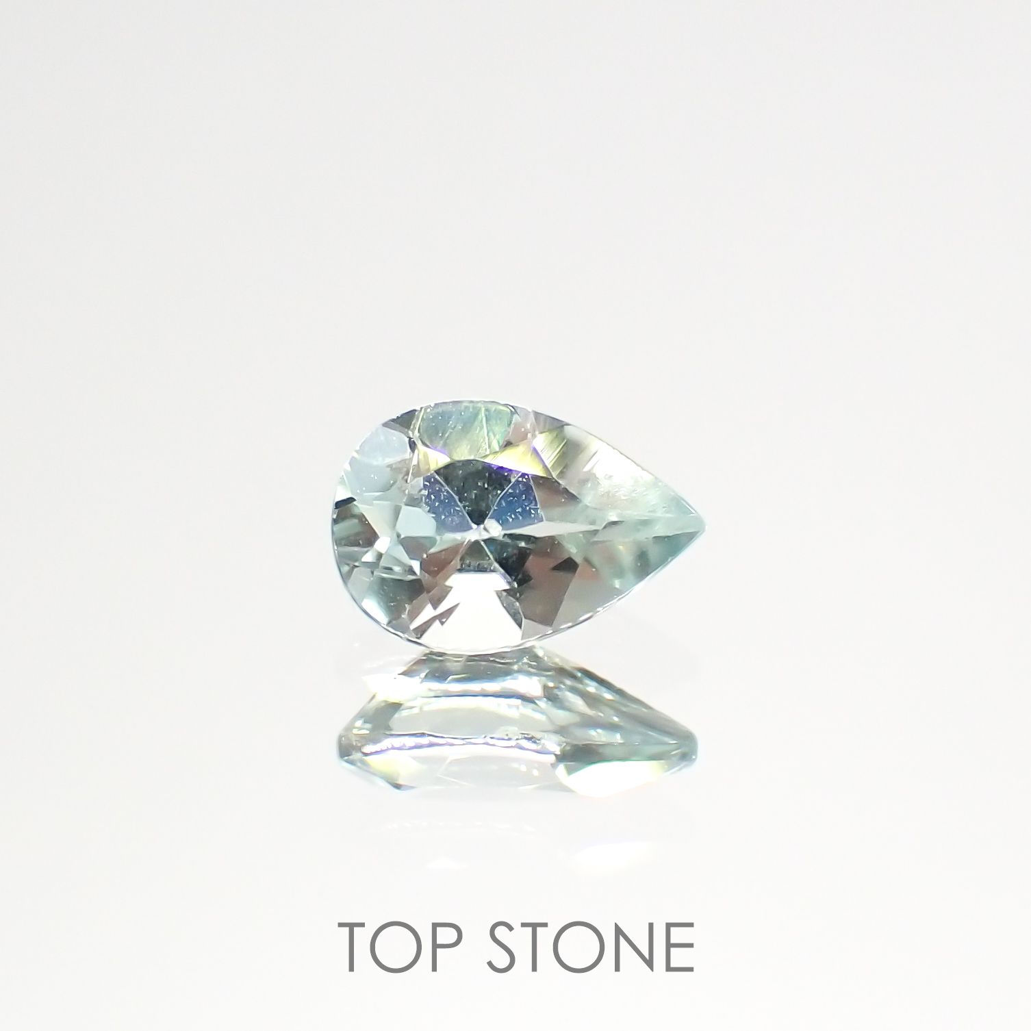 モンテブラサイト(宝石名モンテブラサイト)マダガスカル産 0.38ct 識別済[220115213]6.1x4.1mm前後