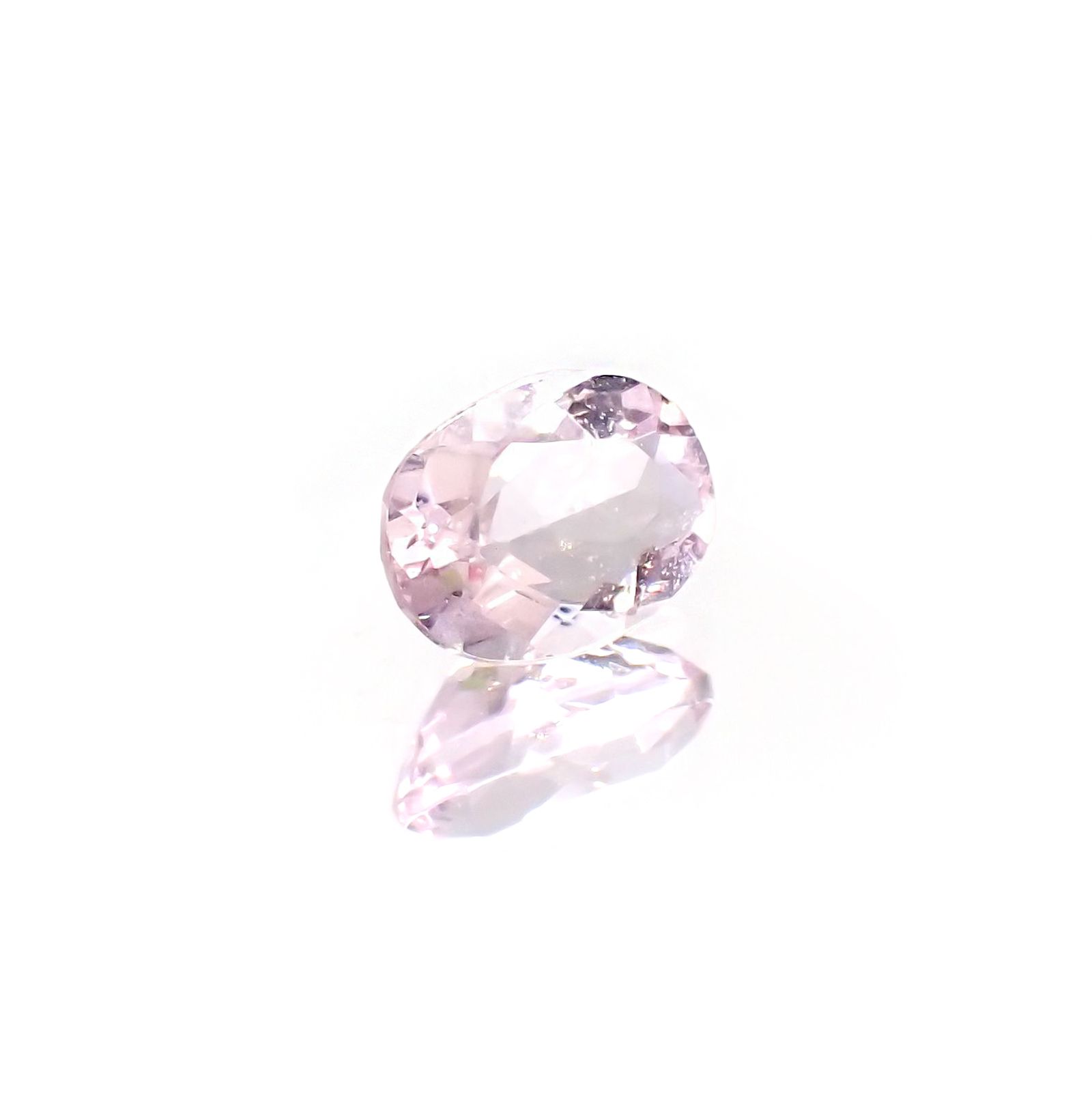 ピンクフローライト(宝石名フルオライト)ブラジル産 識別済 1.44ct / 8x6.1mm前後 [220115133]