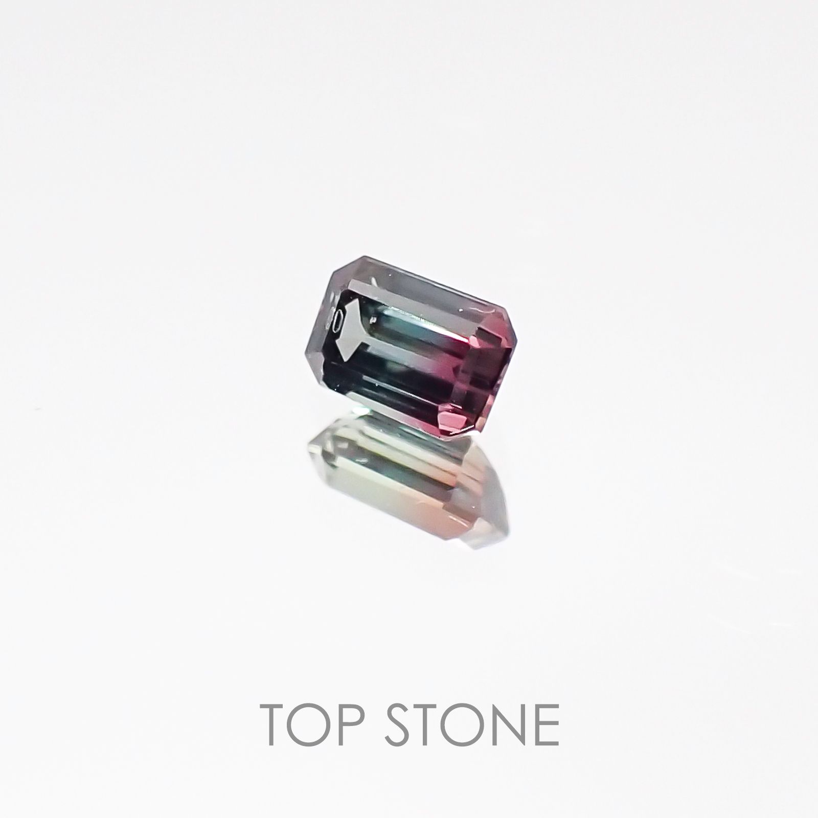 バイカラーサファイア タンザニア産 ルース 0.15ct[20106697]3.4×2.3mm前後