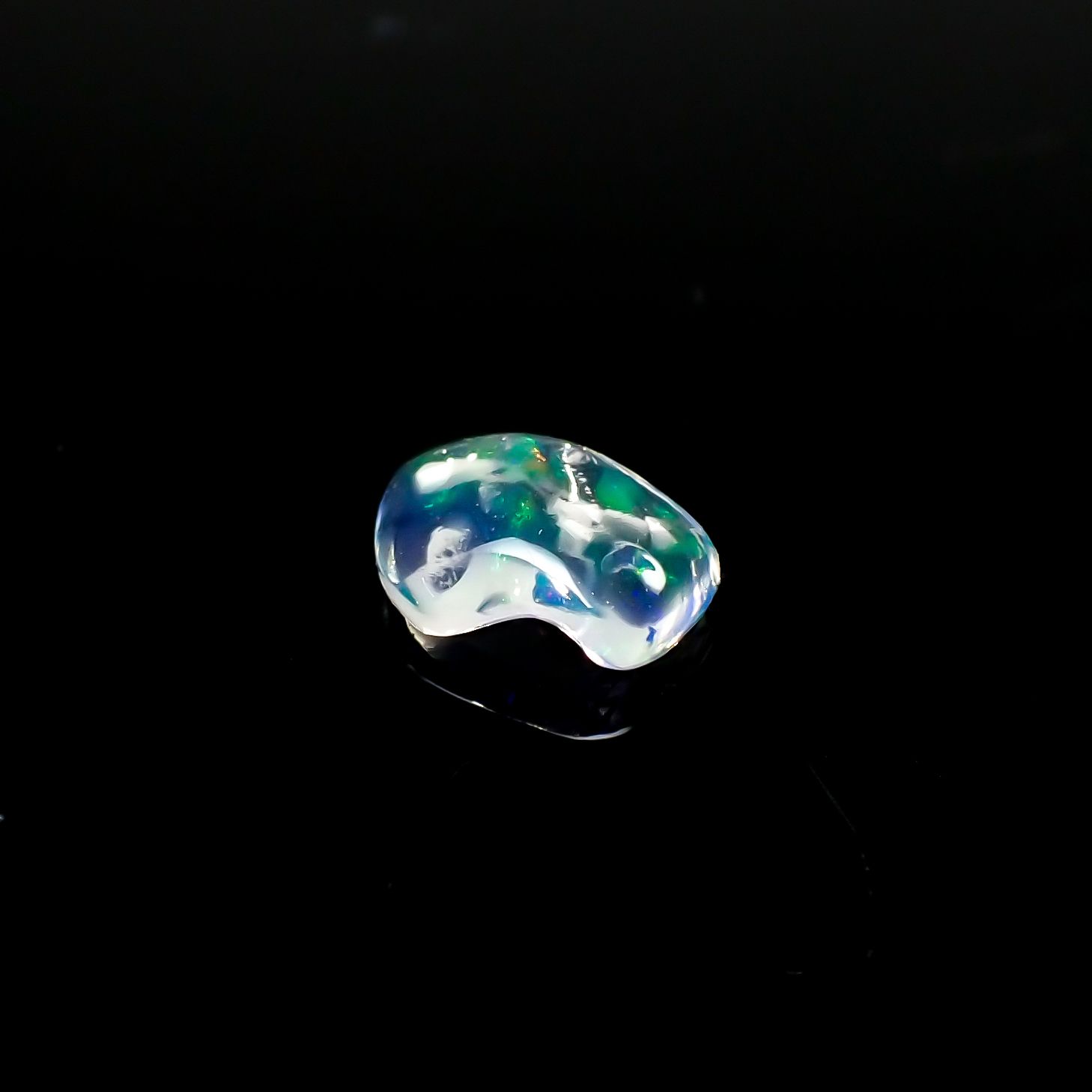 ウォーターオパール 原石 メキシコ産 0.53ct[240125309]7.5x5mm前後