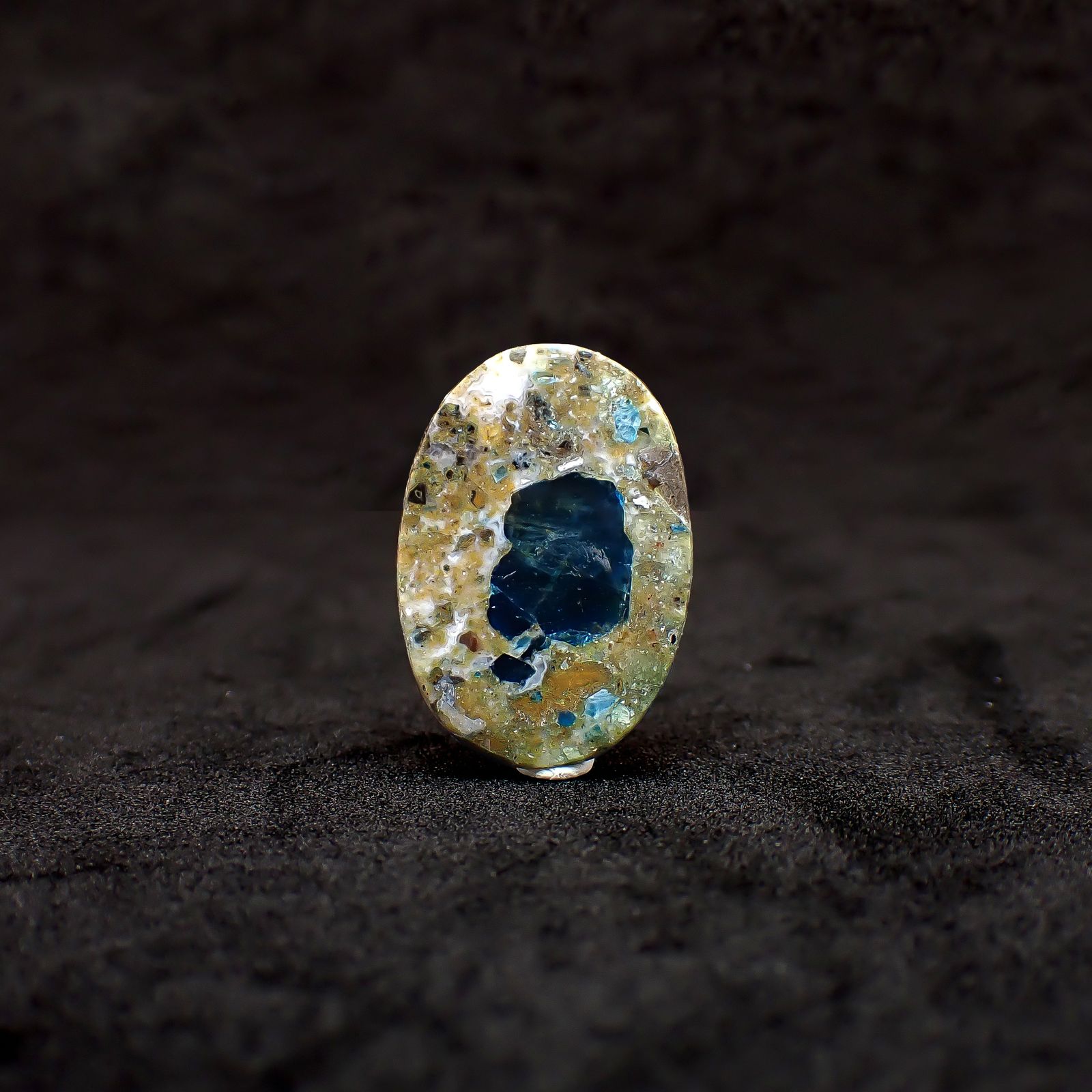 アパタイトインジャスパー ブラジル産 14.44ct / 24.1x16.7mm前後 [260932999]