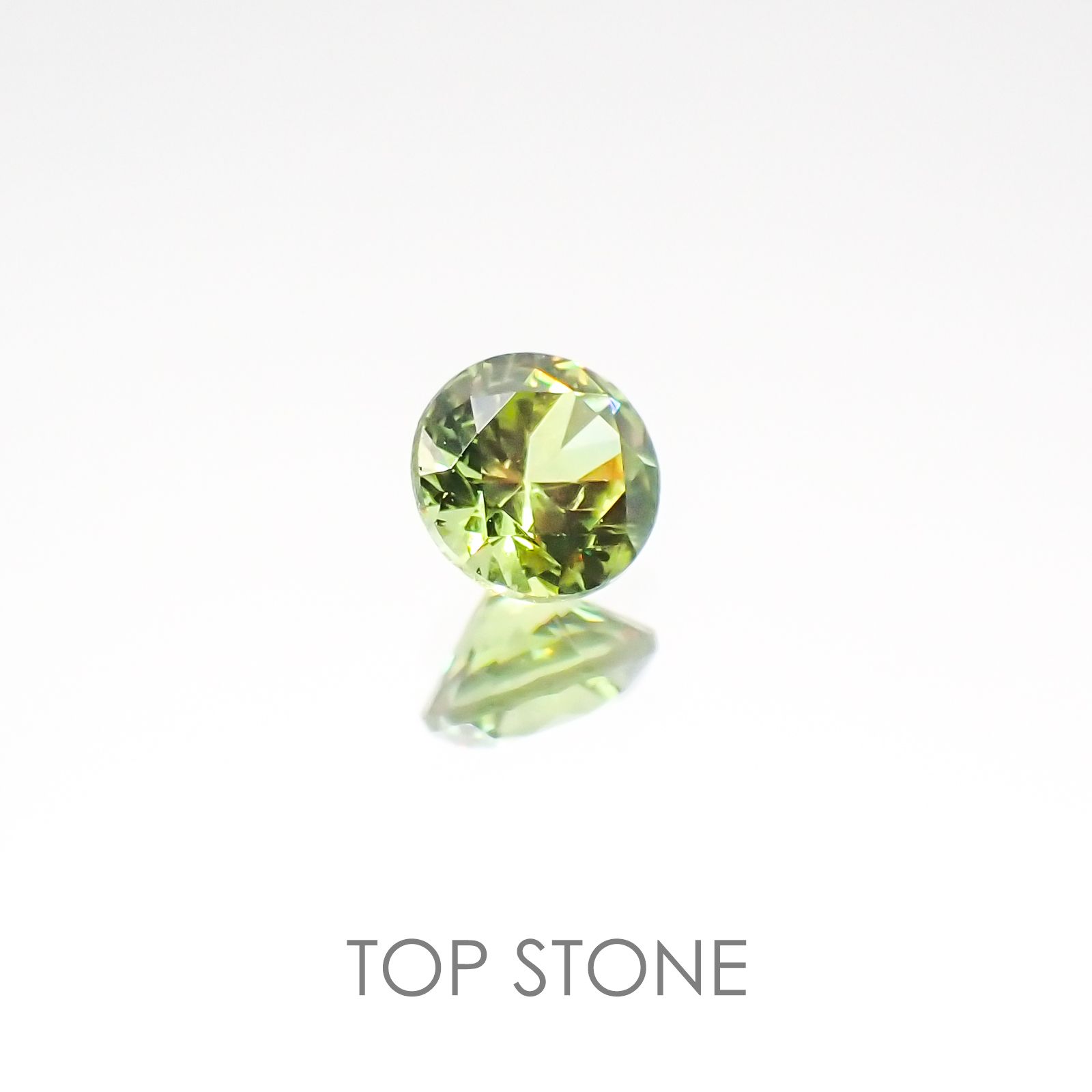デマントイドガーネット ロシア産 ルース 0.19ct[20107340]3.4×3.3mm前後