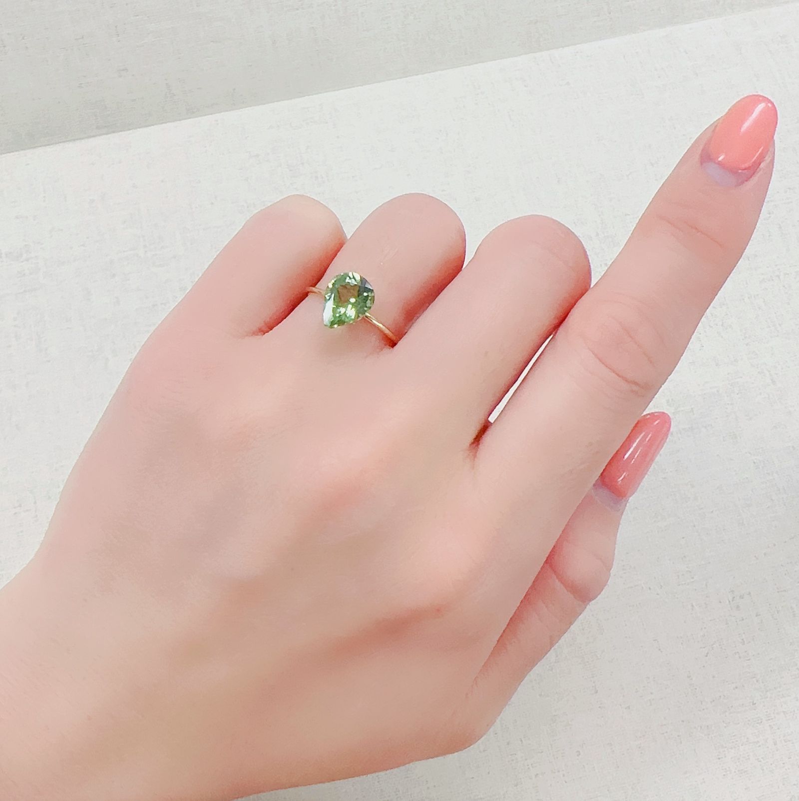 ルドウィジャイトインペリドット パキスタン産 1.87ct[230321240]9.5x7.3mm前後