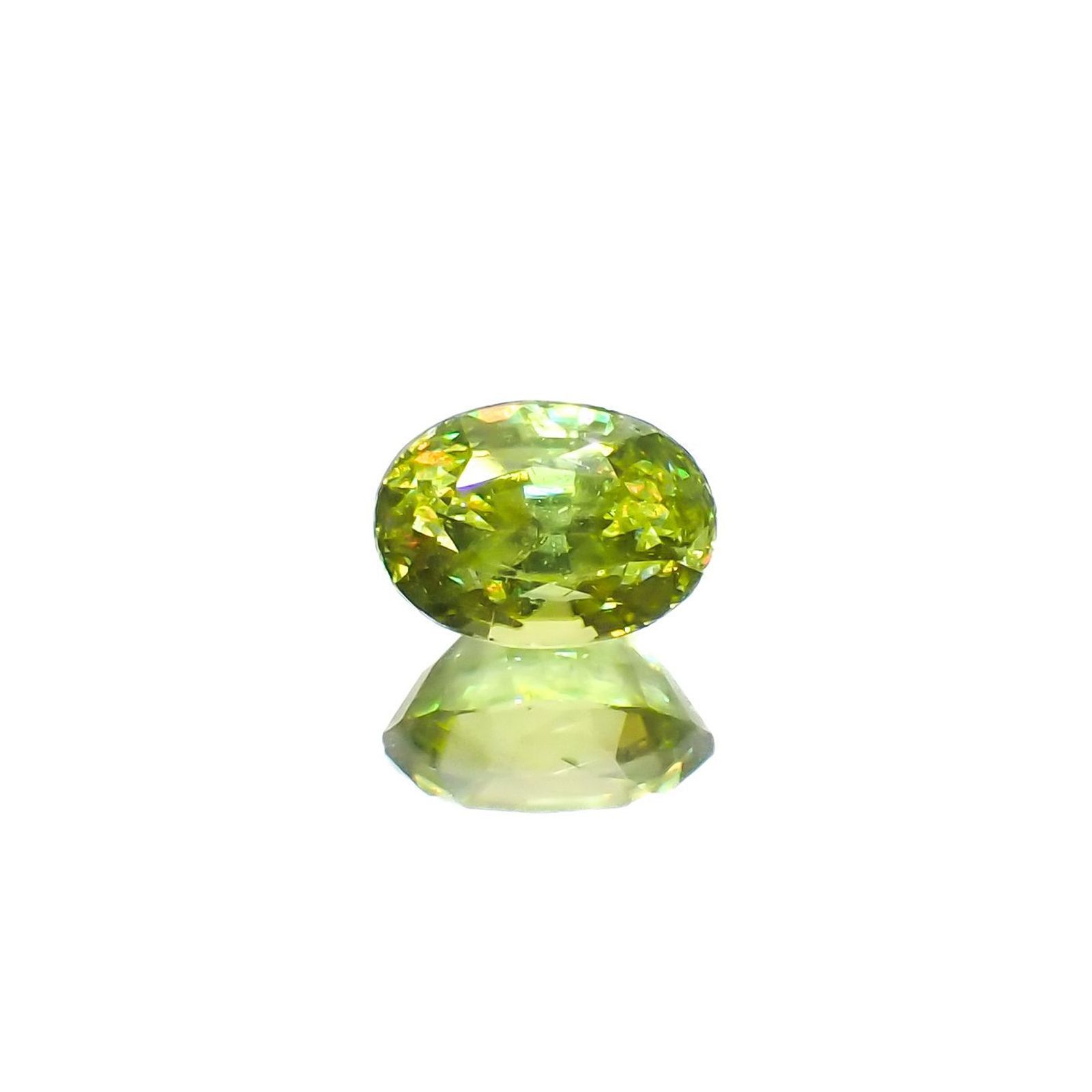 スフェーン(宝石名スフェーン)マダガスカル産 識別済 0.88ct / 6.3x4.6mm前後 [260120095]
