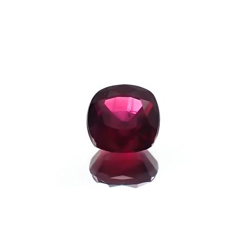 ルビー 非加熱(宝石名ルビー) マダガスカル産 識別済 0.45ct / 4.1x4.1mm前後 [210711735]