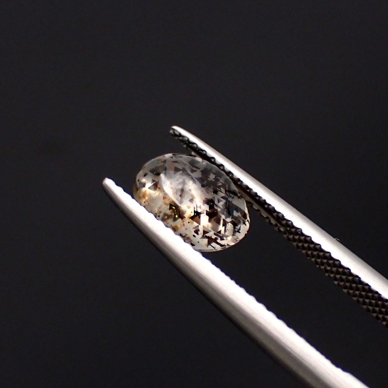 レインボーラティスサンストーン オーストラリア産 1.66ct[230722900]8.8x6.5mm前後