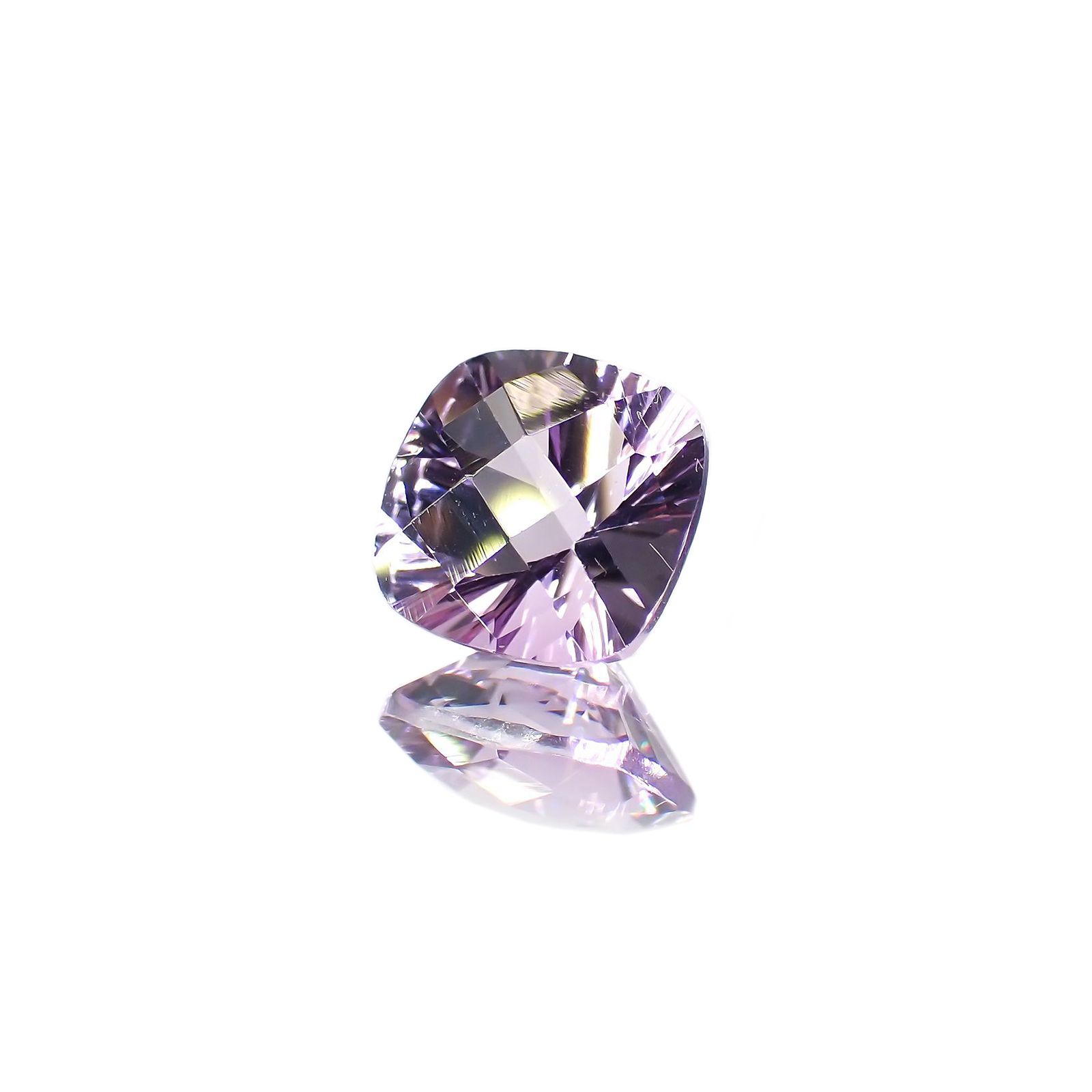 ◇チェッカーコンケーブカット◇アメジスト(宝石名アメシスト) ブラジル産 1.33ct 識別済[211013037]7.1×7.1mm前後