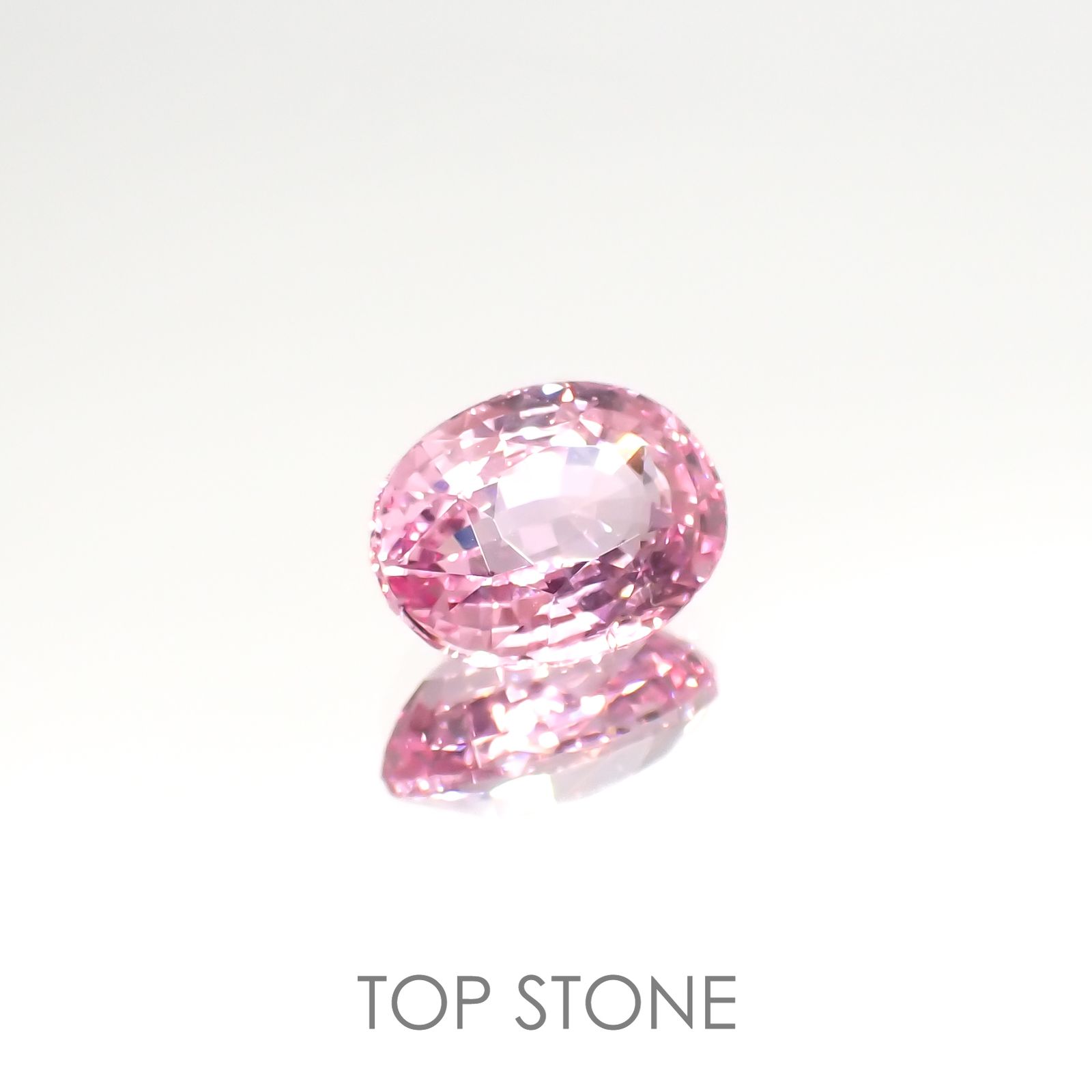 パパラチャサファイア(宝石名サファイア/別名パパラチャ・サファイア)スリランカ産 3.398ct 日独鑑付[220616443]9.96x7.43mm前後