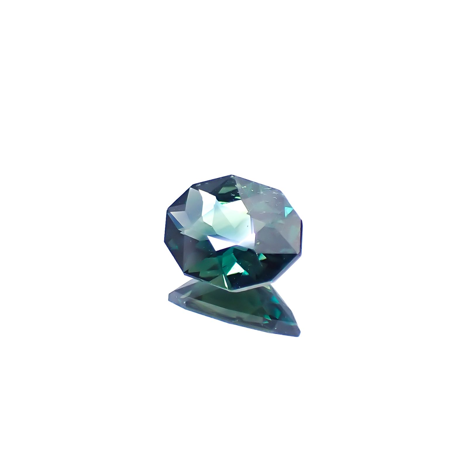◇カスタムカット◇バイカラーサファイア オーストラリア産 1.68ct [250229828]8.8x6.6mm前後