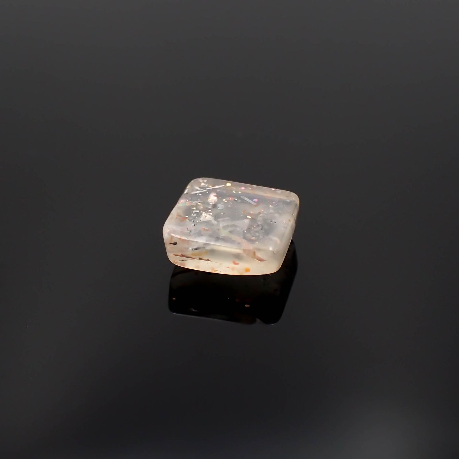 レインボーラティスサンストーン オーストラリア産 1.45ct[230321099]7.2x7mm前後