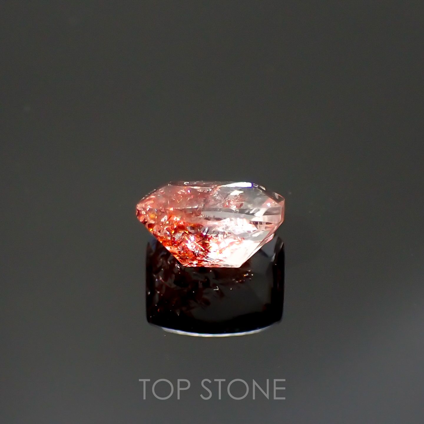 ファイヤークォーツ ナイジェリア産 1.46ct[220114749]7.7x6.3mm前後