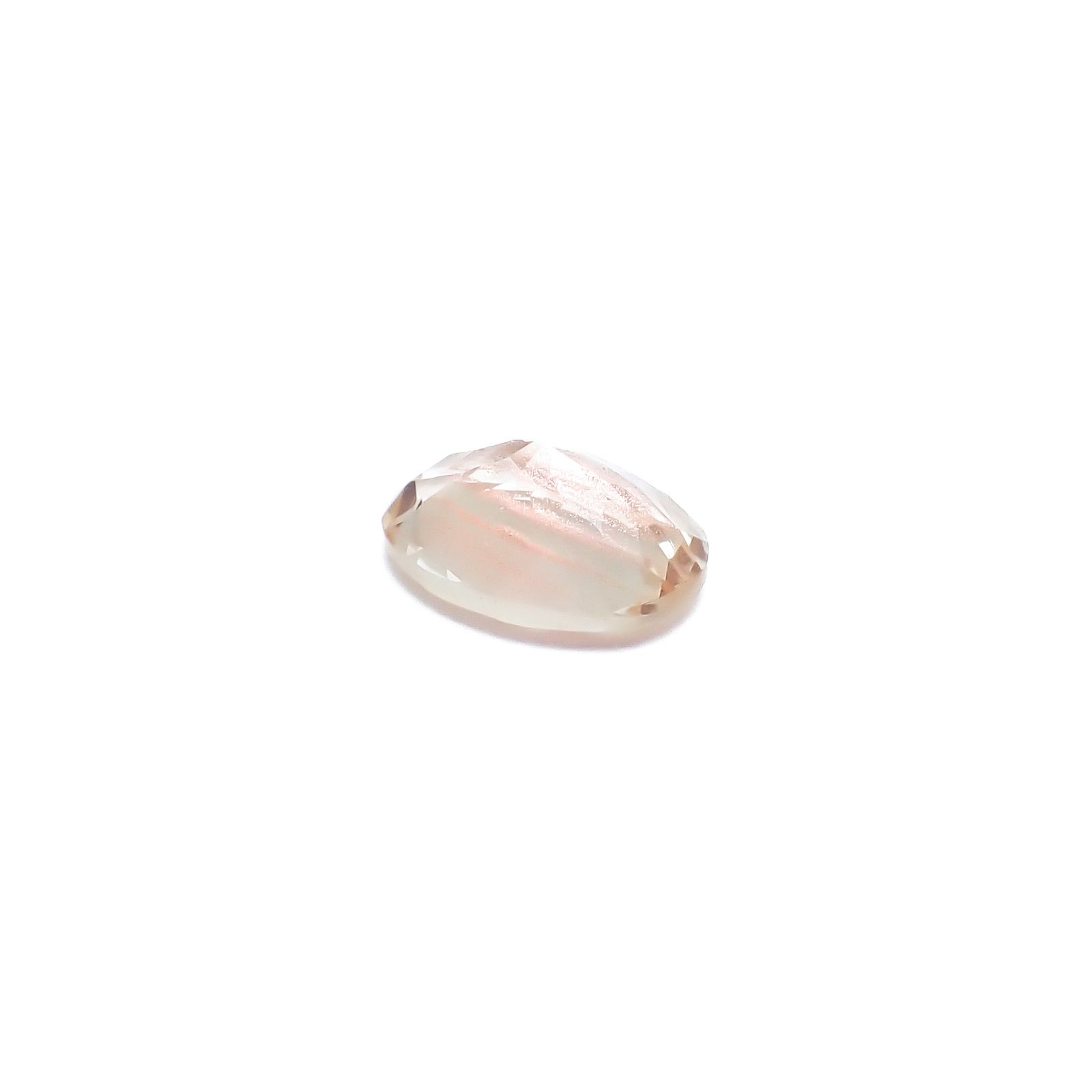 オレゴンサンストーン アメリカ・オレゴン州産 0.87ct / 7.7x5.8mm前後 [260732640]