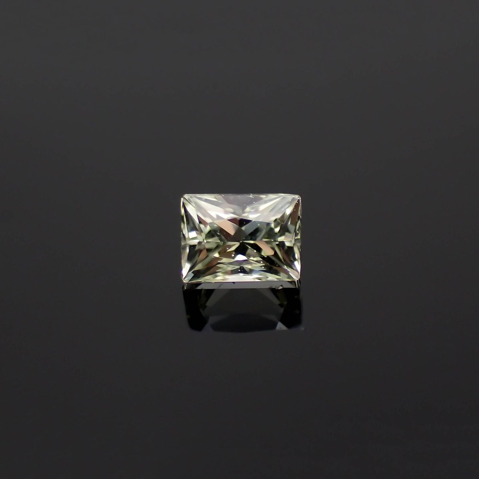 リューコガーネット ビルマ産 0.33ct [230421422]4.1x3mm前後