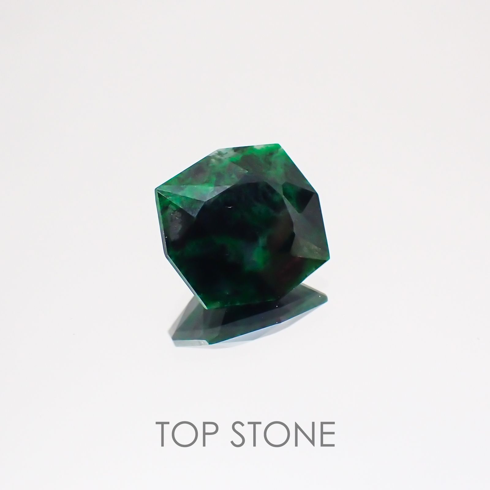 モーシッシ(宝石名マウシットシット) ビルマ産 2.08ct 識別済[20128747]8.6×8.6mm前後