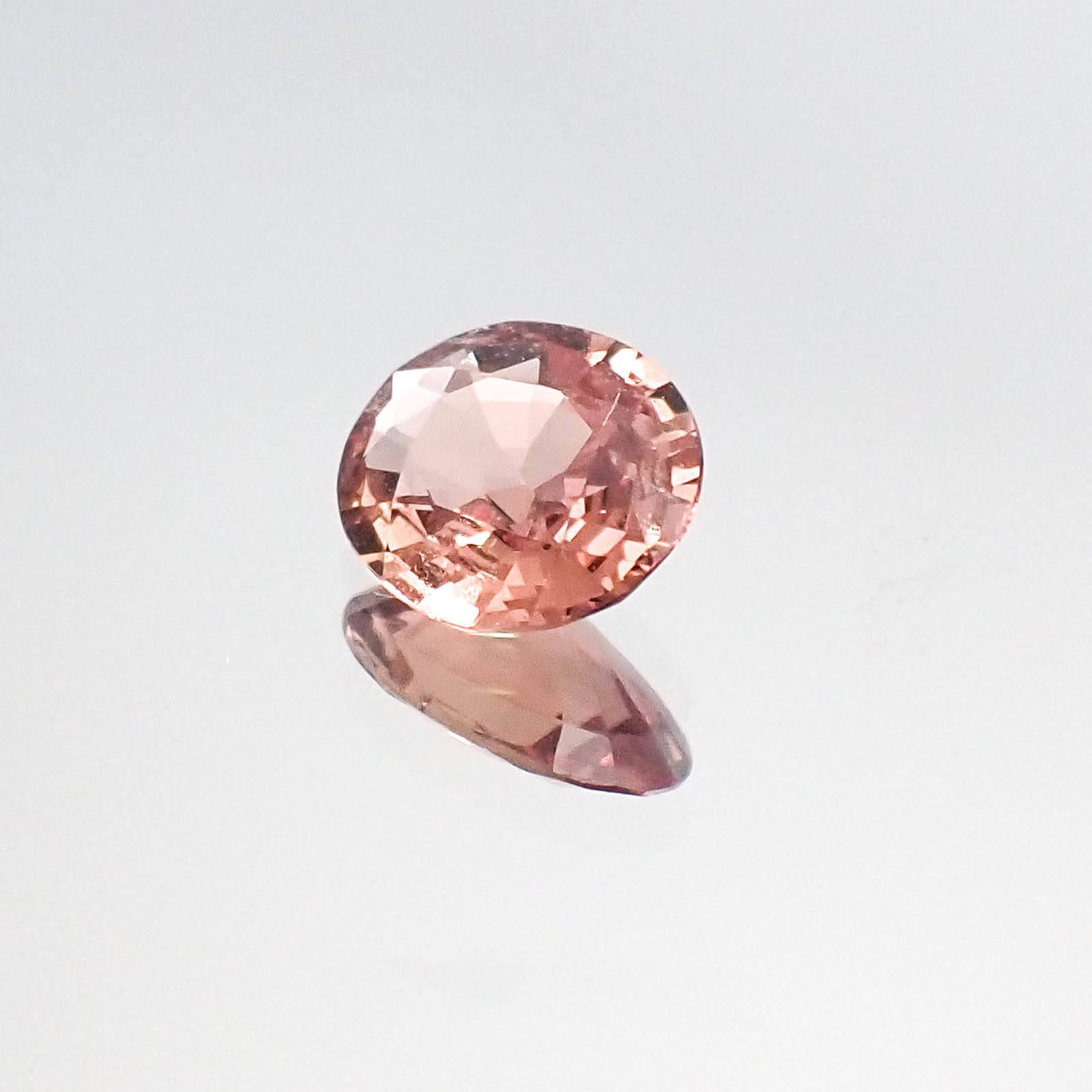 パパラチャサファイア スリランカ産 0.49ct CGL鑑付[20062896]5.8×4.9mm前後