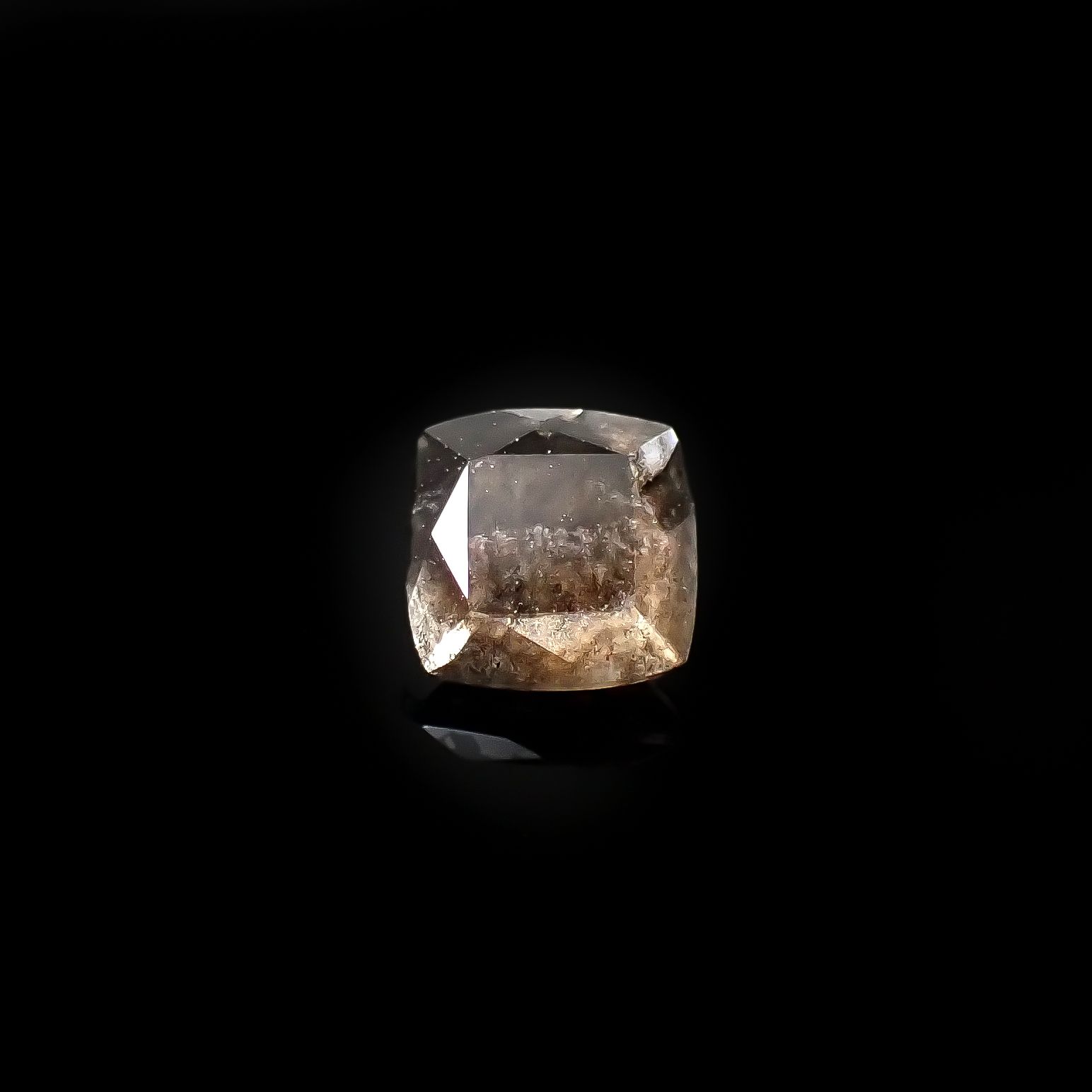 アベンチュリンアクアマリン ナイジェリア産 0.73ct[240226033]5.6x5.6mm前後