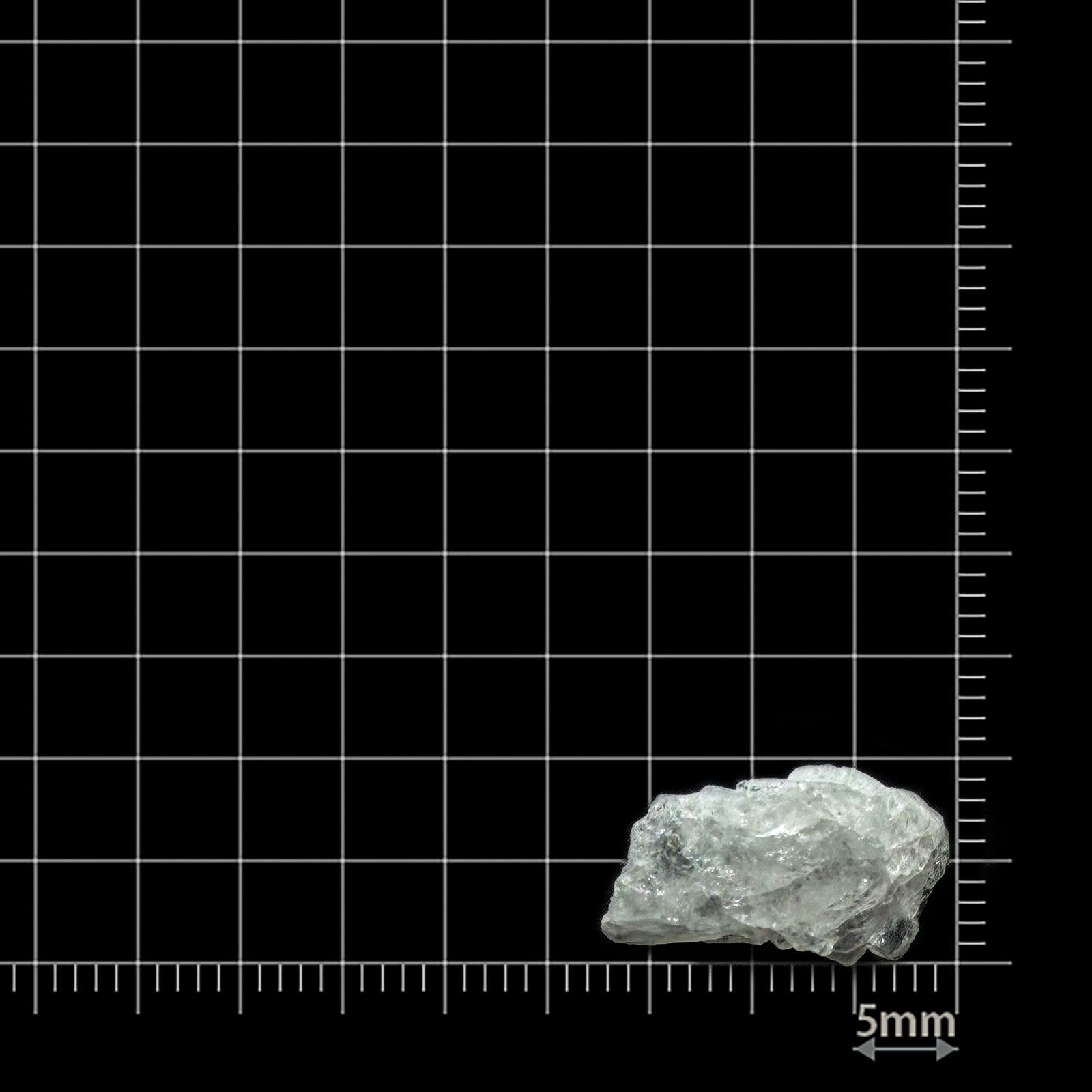 フェナカイト原石 ロシア産 5.50ct / 14.5x9.6mm前後 [260532178]