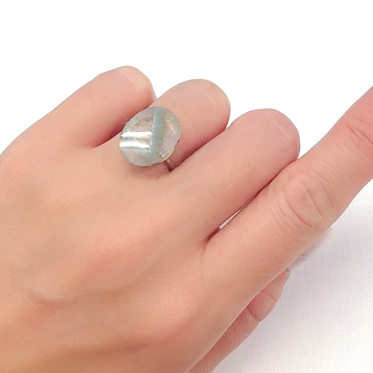 パライバクォーツ ブラジル産 5.37ct[240527412]15.9x12.1mm前後