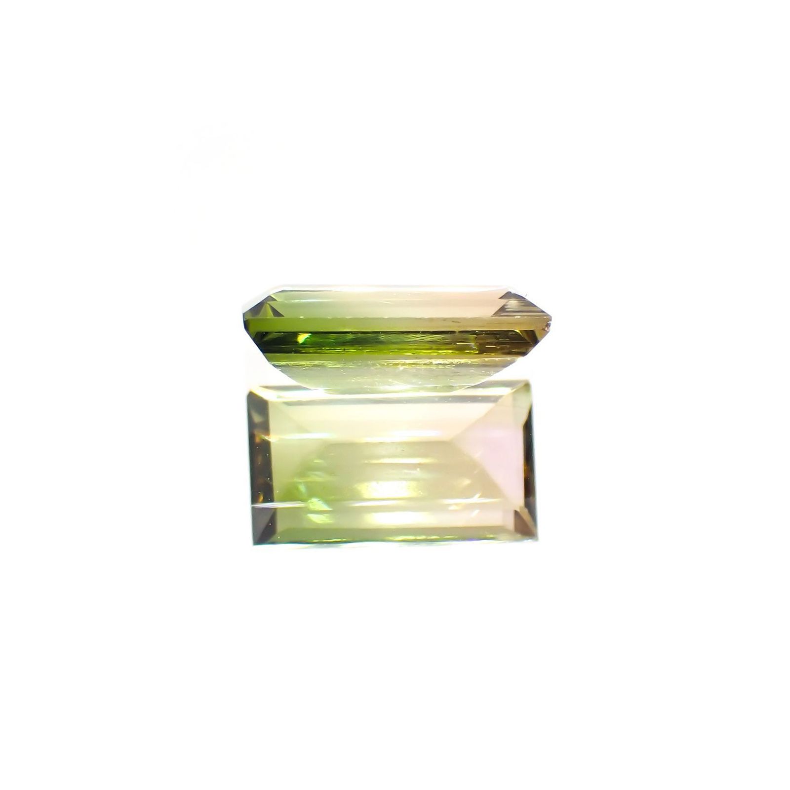 パーティカラートルマリン(宝石名パーティカラード・トルマリン)ブラジル産 1.437ct ソ付(彩珠)[231124213]9.2x5.3mm前後