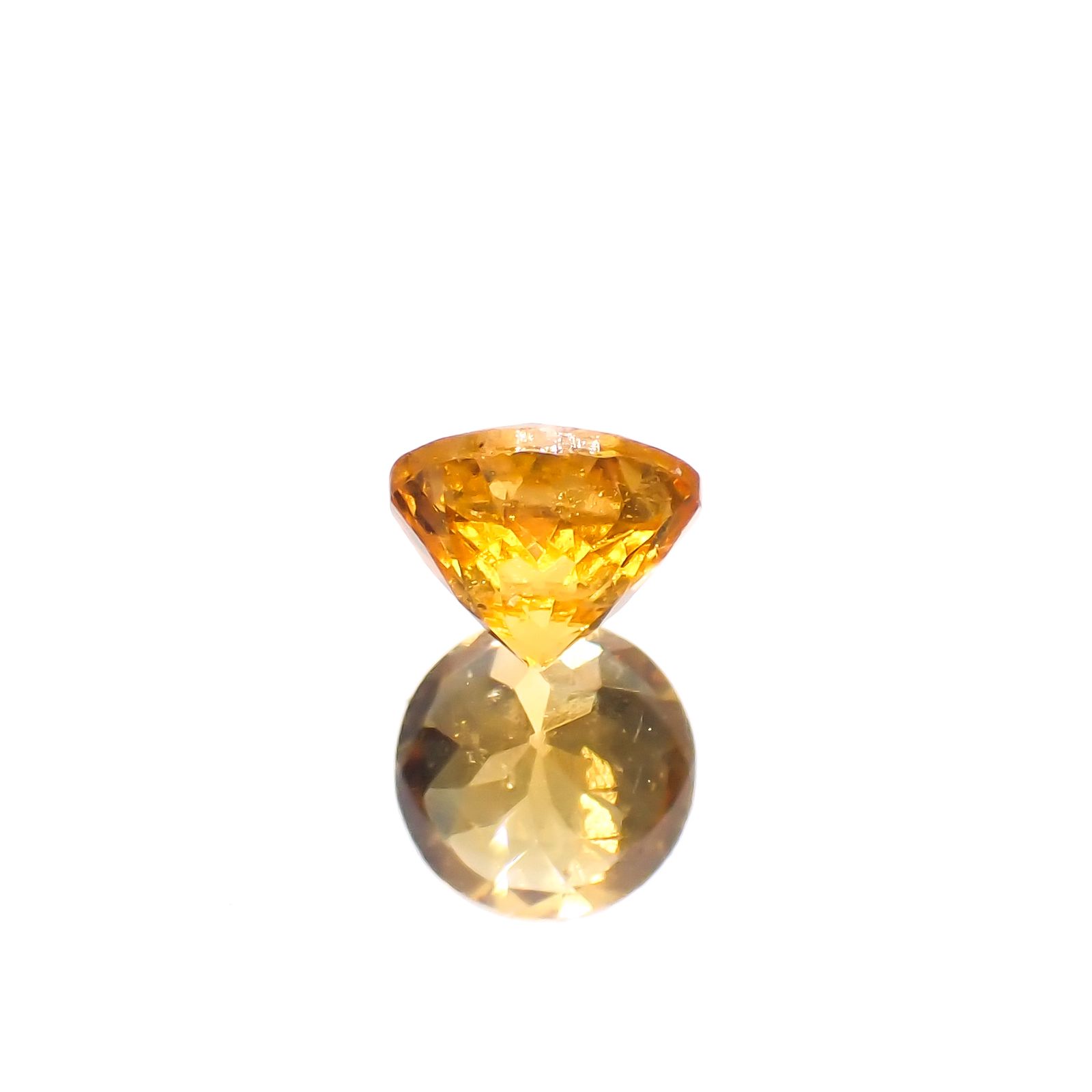 スペサルティンガーネット ナイジェリア産 0.70ct[230923384]5x5mm前後