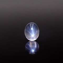 スターローズクォーツ マダガスカル産 3.33ct / 11.3x8.9mm前後 [250730818]