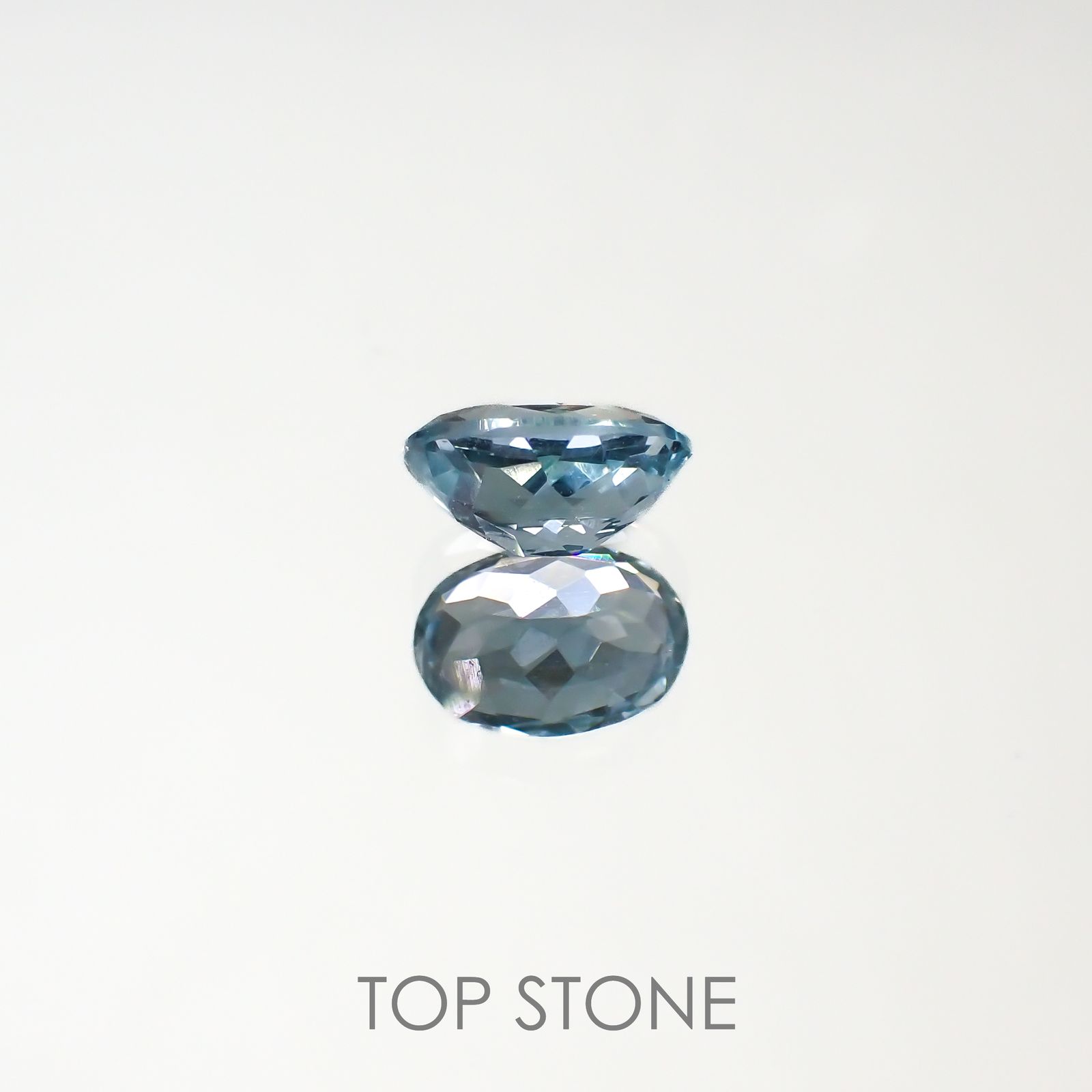 シーフォームカイヤナイト(宝石名カイヤナイト)タンザニア産 1.12ct 識別済[220616283]7.3x5.2mm前後