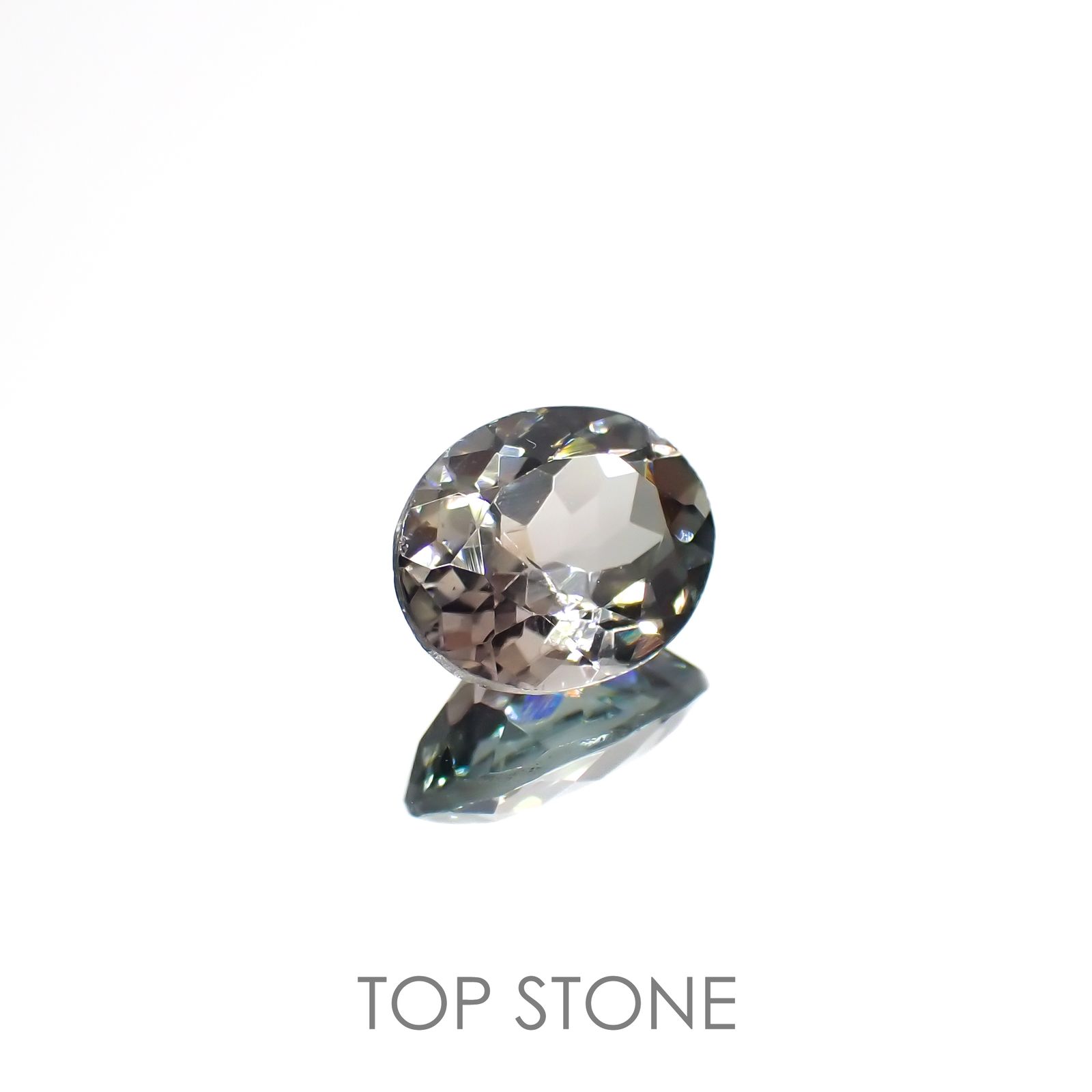 バイカラートルマリン(宝石名バイカラー・トルマリン)コンゴ民主共和国産 1.613ct ソ付(彩珠)[220717026]8.7x6.9mm前後
