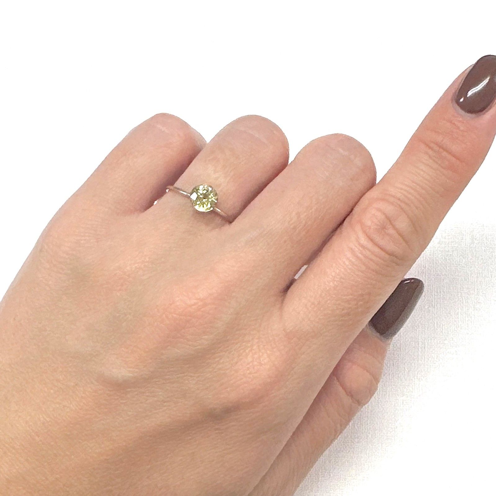 イエロージルコン(宝石名ジルコン)スリランカ/カンボジア産 1.39ct 識別済[220114837]6.1x6mm前後