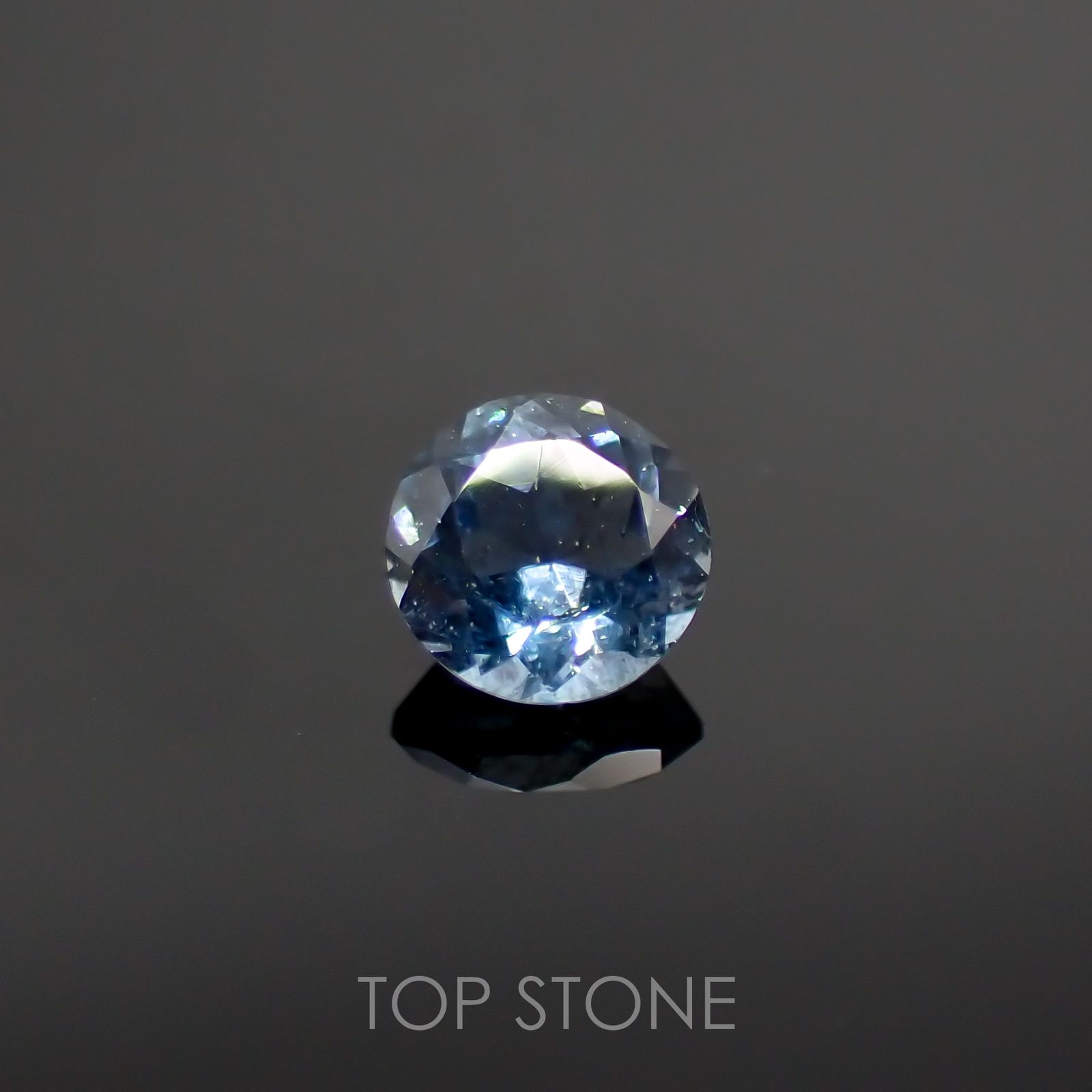 サンタマリアアクアマリン(宝石名アクアマリン) ブラジル産 0.23ct 識別済[210711418]4×4mm前後