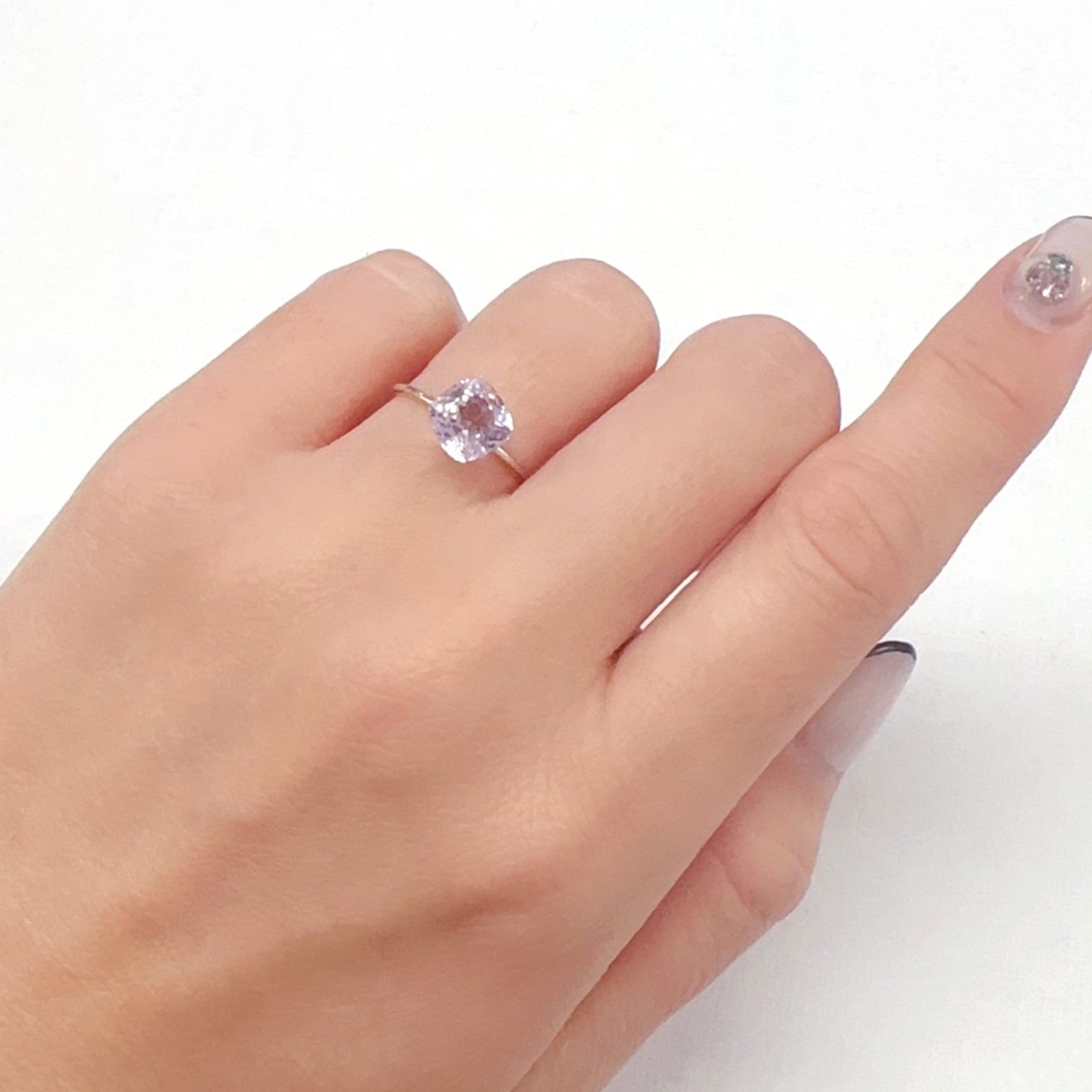 クンツァイト アフガニスタン産 1.99ct[231224785]7.3x7.2mm前後