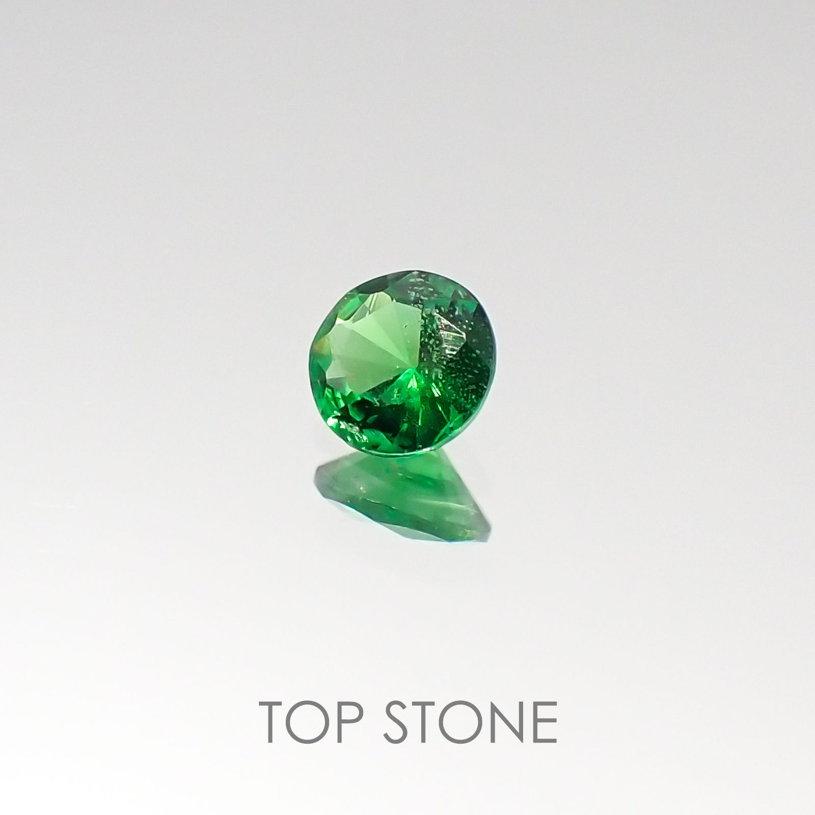 ツァボライト タンザニア産 ルース 0.16ct[20095729]3.5×3.5mm前後