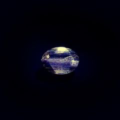 レインボースキャポライト ブラジル産 0.77ct / 7.4x5.4mm前後 [260825058]
