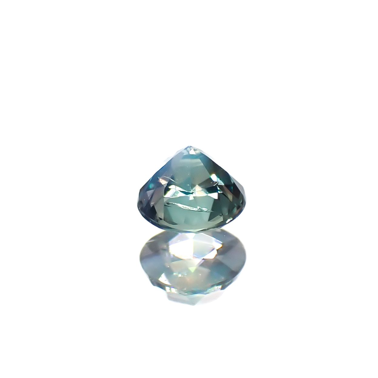 アレキサンドライトキャッツアイ ブラジル・ミナスジェライス州ヘマチタ鉱山産 0.085ct[240929041]2.5x2.5mm前後